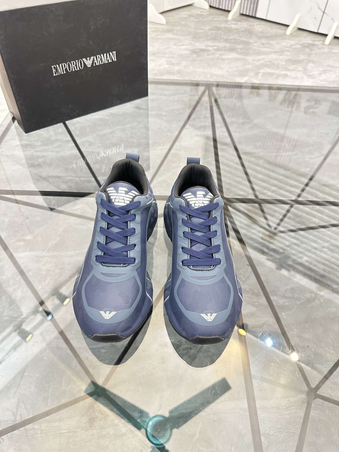 Precio de venta: P240 Marca: Armani *"Armani*" zapatillas de caña bajaTalla: 38-44(se puede personal