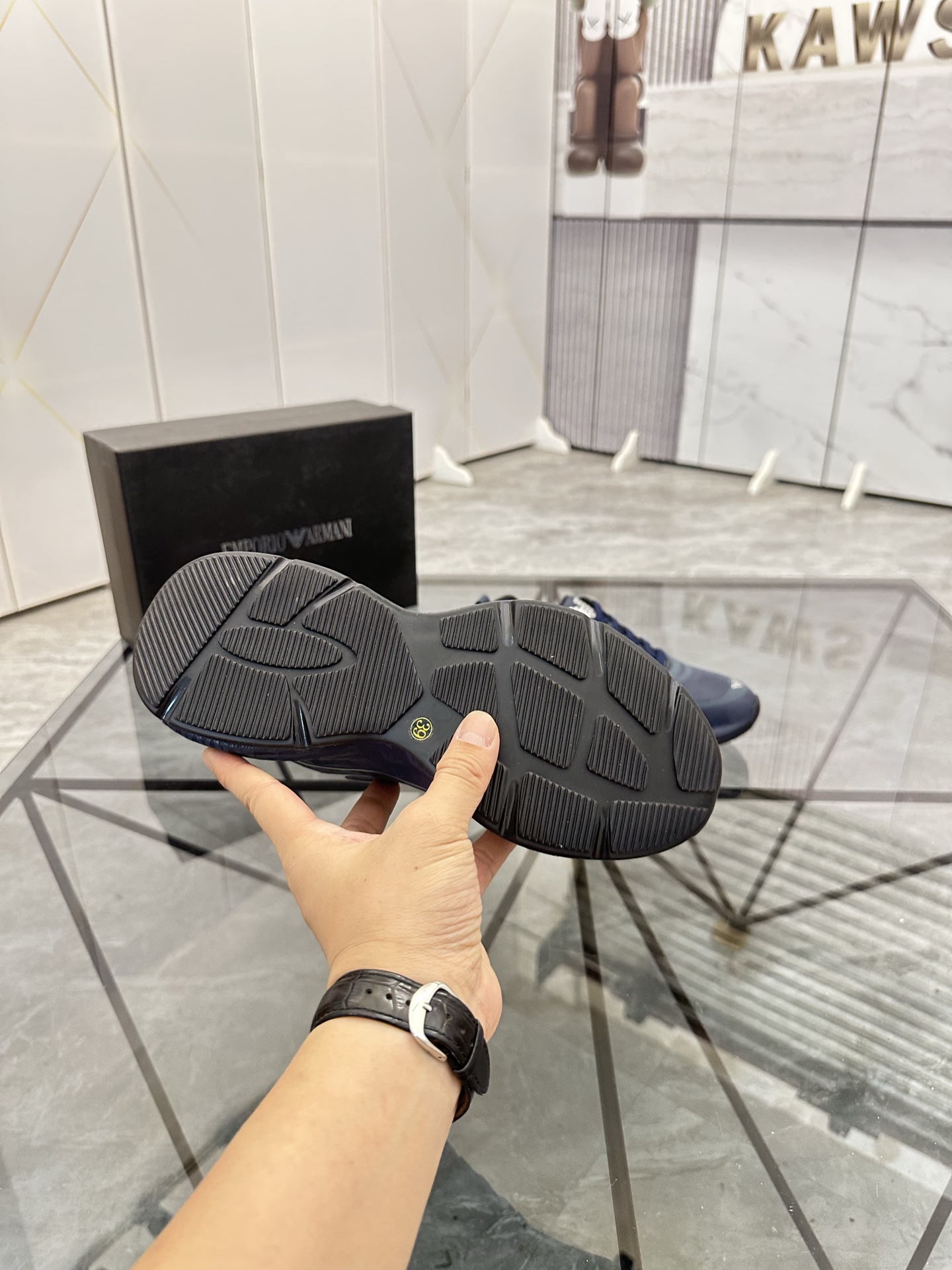 Precio de venta: P240 Marca: Armani *"Armani*" zapatillas de caña bajaTalla: 38-44(se puede personal