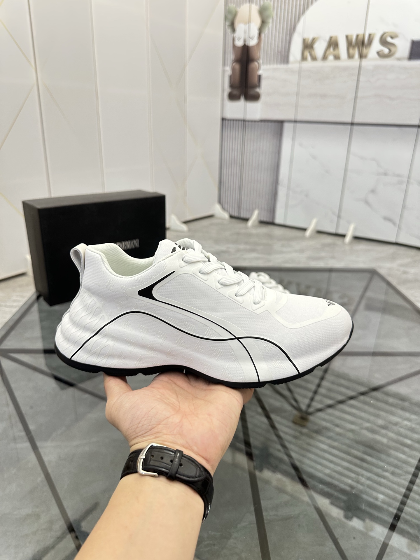 Precio de venta: P240 Marca: Armani *"Armani*" zapatillas de caña bajaTalla: 38-44(se puede personal
