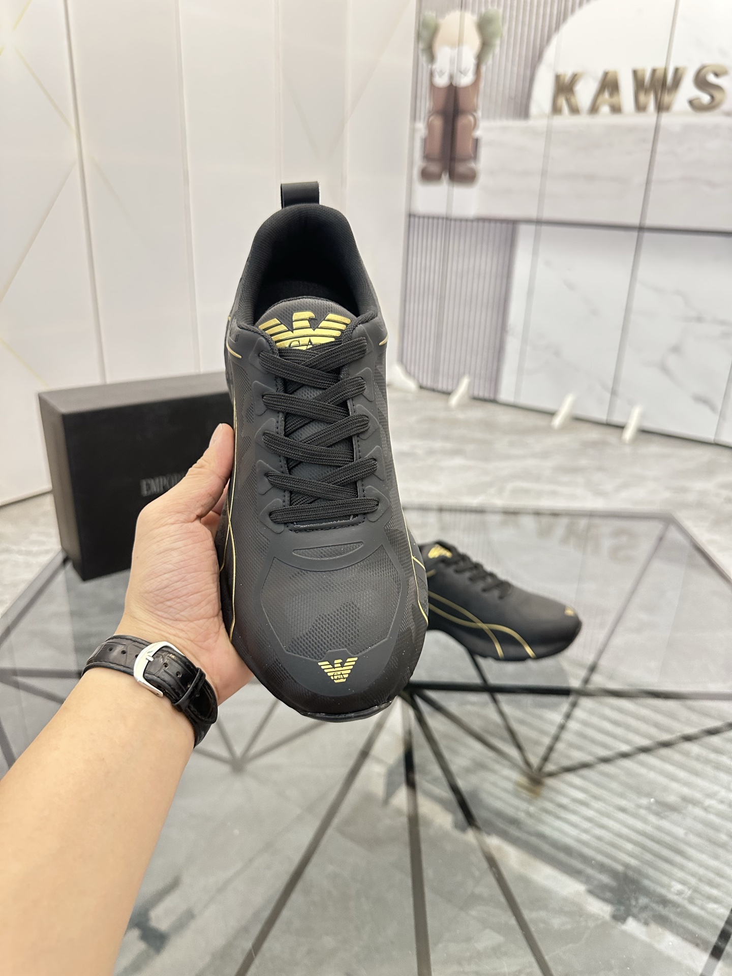 Precio de venta: P240 Marca: Armani *"Armani*" zapatillas de caña bajaTalla: 38-44(se puede personal