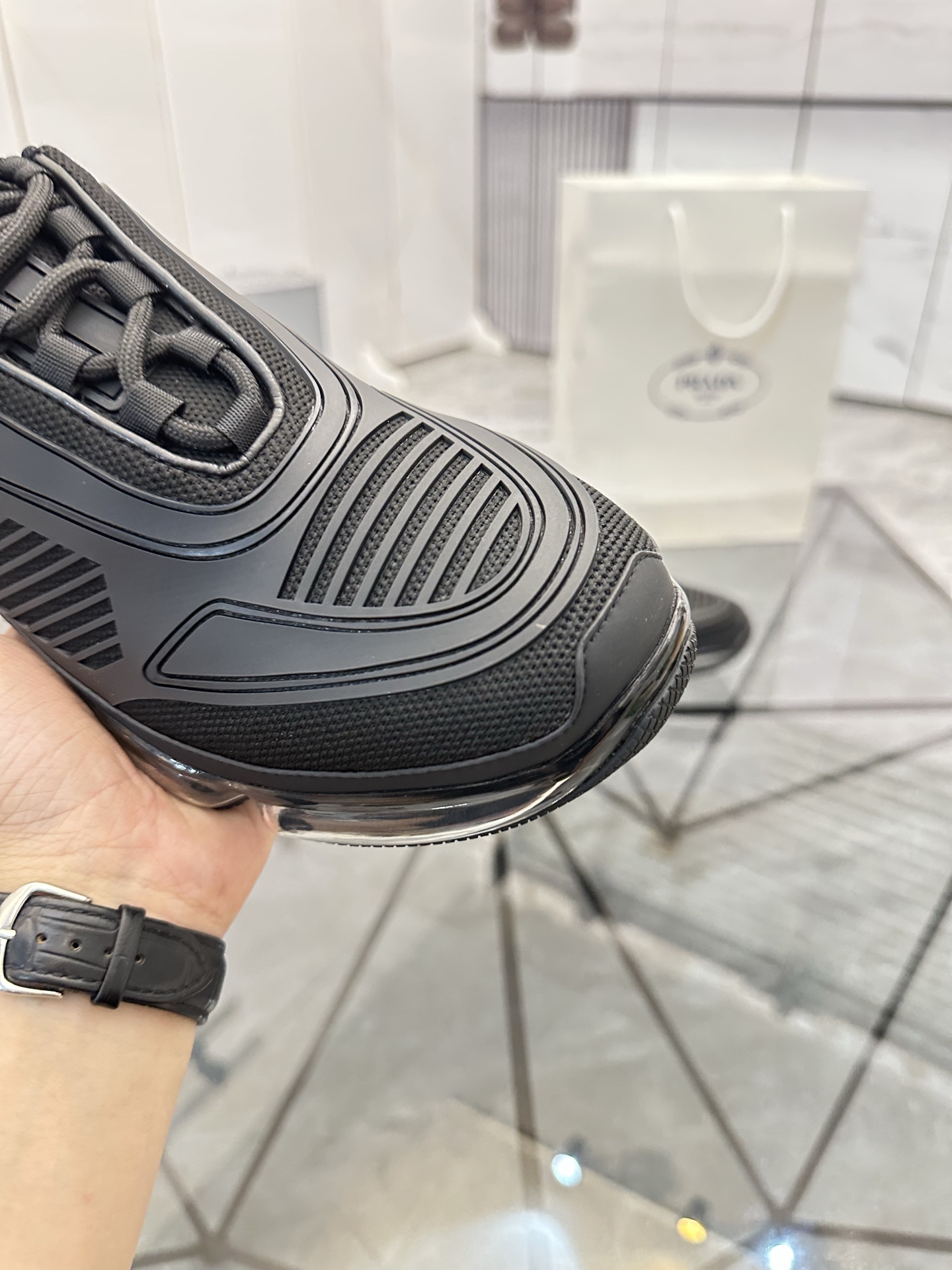 Precio de venta: P310 Calidad superior de gama altaMarca: Prada *"Prada*" mocasines de caña bajaTall