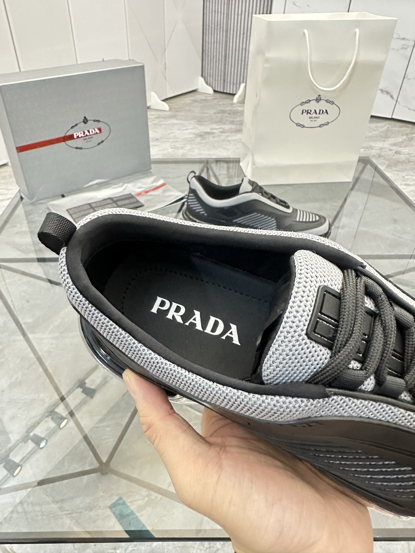 Precio de venta: P310 Calidad superior de gama altaMarca: Prada *"Prada*" mocasines de caña bajaTall
