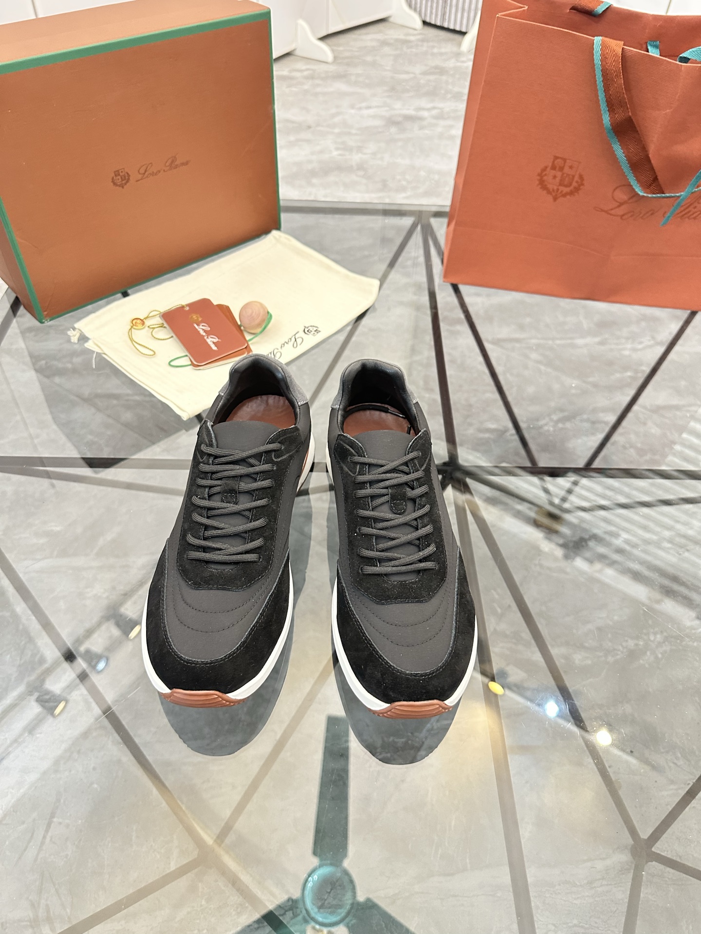 Precio de venta: P270 Embalaje completo de primera calidadMarca: LP* "NUOYOFANYA*" Low Top Casual Sh