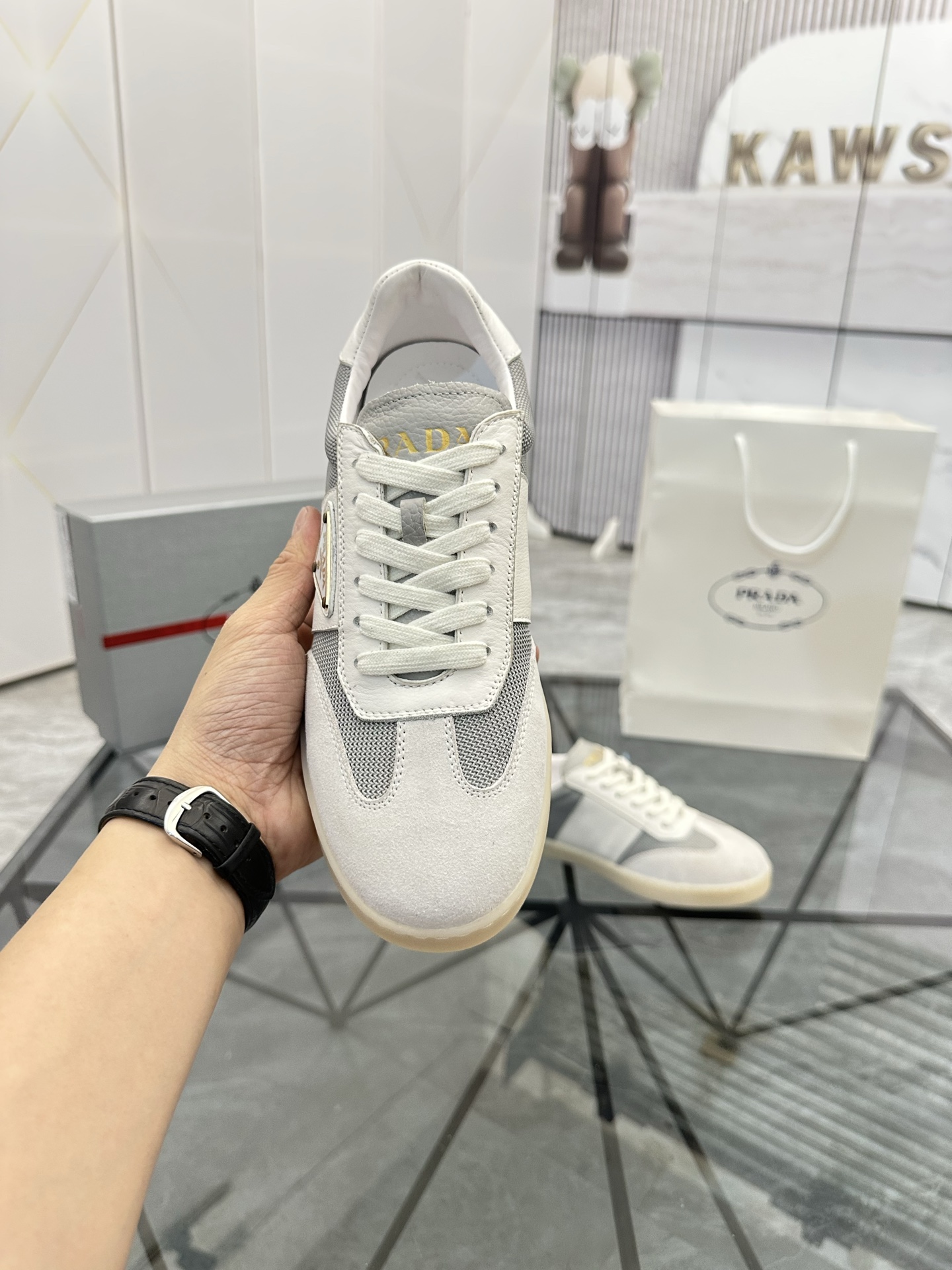 Precio de venta: P250 Calidad superior de gama altaMarca: Prada *"Prada*" mocasines de caña bajaTall