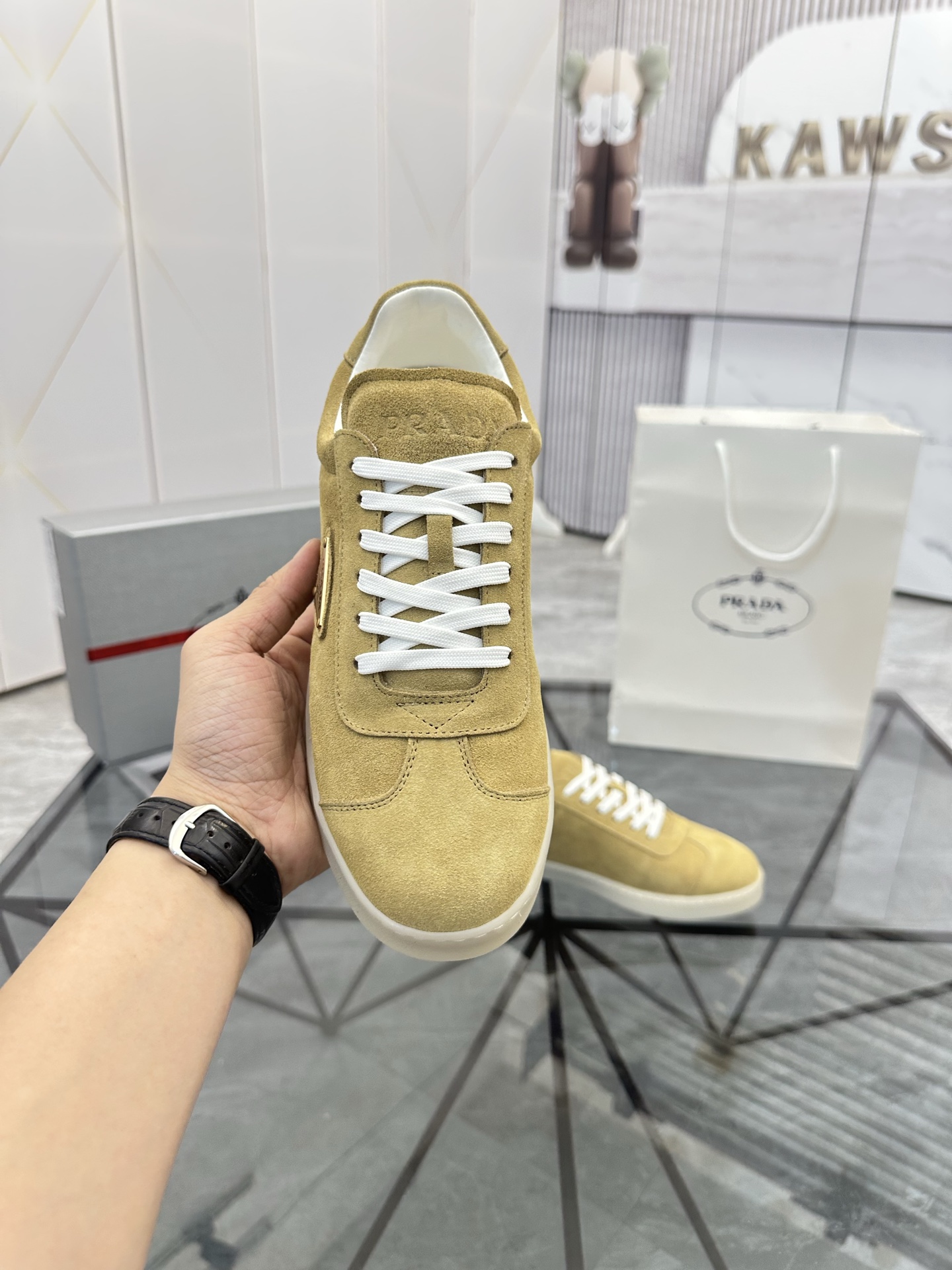 Precio de venta: P250 Calidad superior de gama altaMarca: Prada *"Prada*" mocasines de caña bajaTall