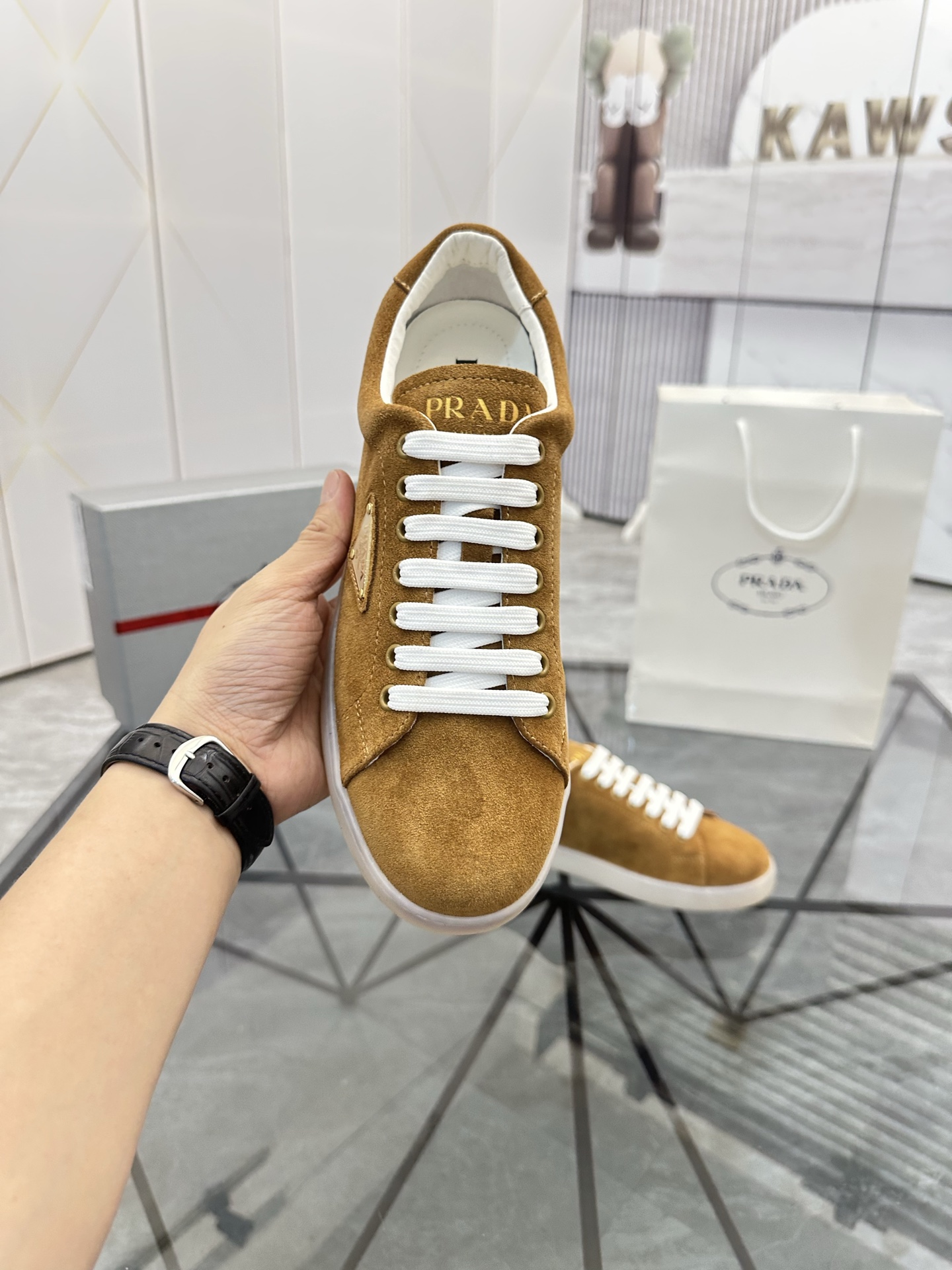 Precio de venta: P250 Calidad superior de gama altaMarca: Prada *"Prada*" mocasines de caña bajaTall