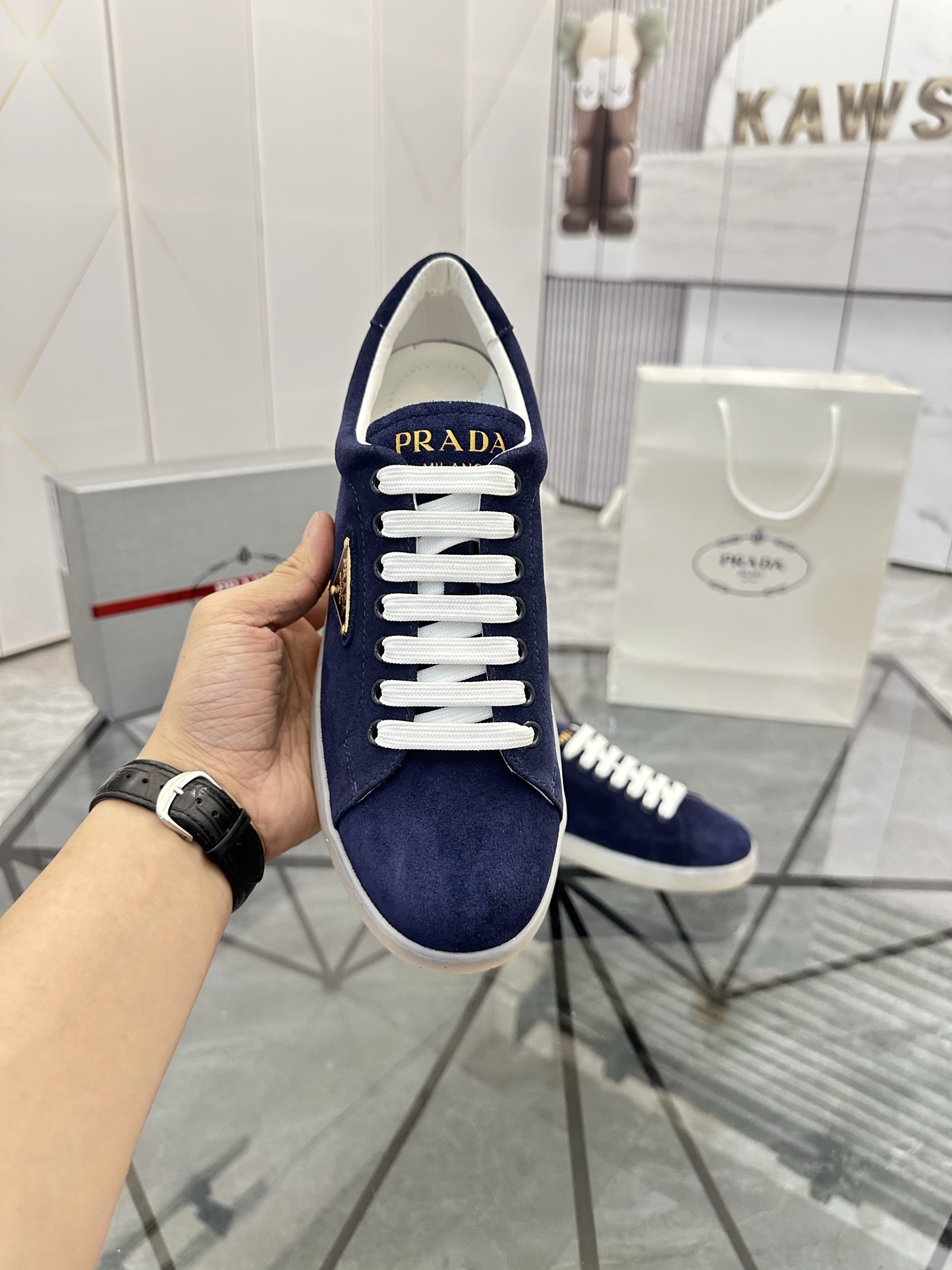 Precio de venta: P250 Calidad superior de gama altaMarca: Prada *"Prada*" mocasines de caña bajaTall