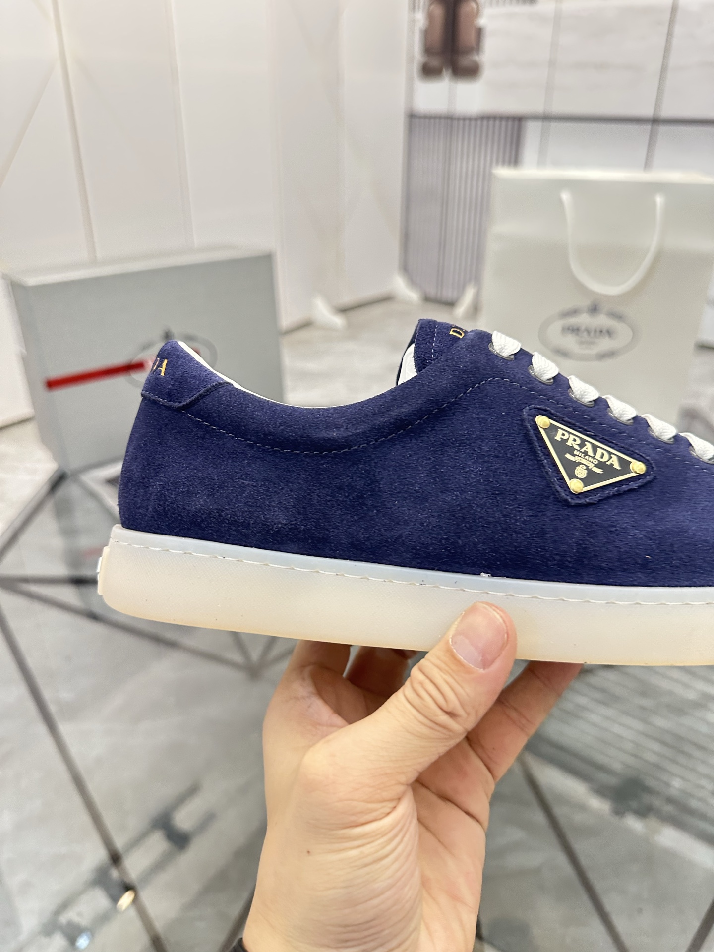 Precio de venta: P250 Calidad superior de gama altaMarca: Prada *"Prada*" mocasines de caña bajaTall