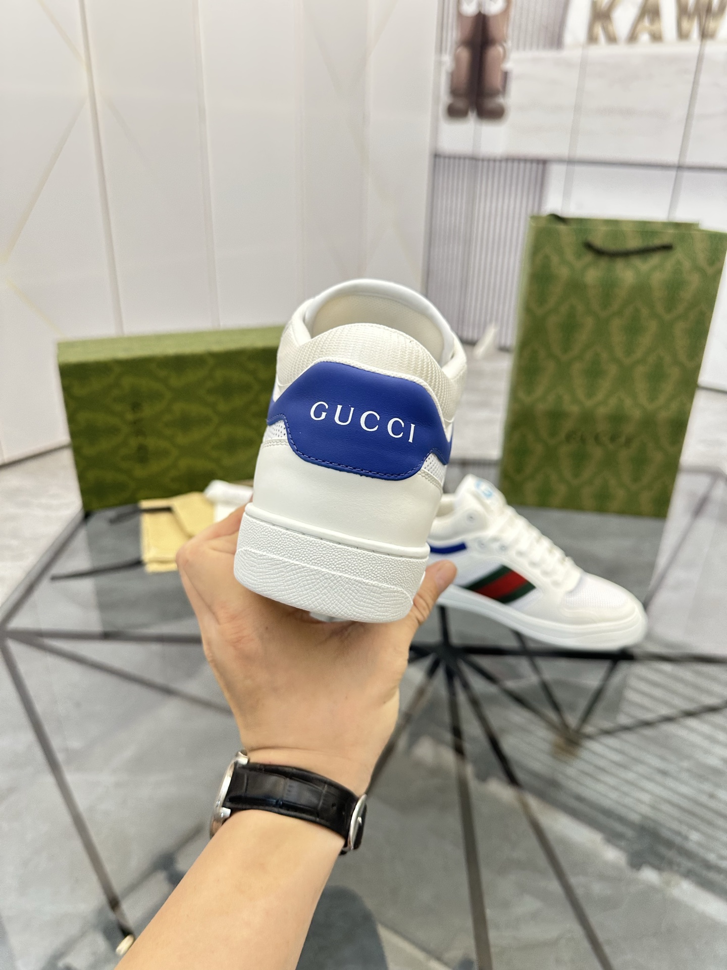Precio de venta: P260 Calidad superiorMarca: Gucci* mocasines de caña bajaTalla: 38-44 (se puede per