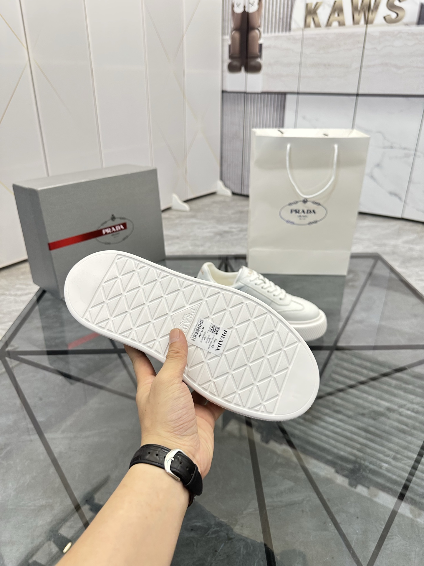 Precio de venta: P270 Artículos de alta gama y máxima calidadMarca: Prada *"Prada*" mocasines de cañ