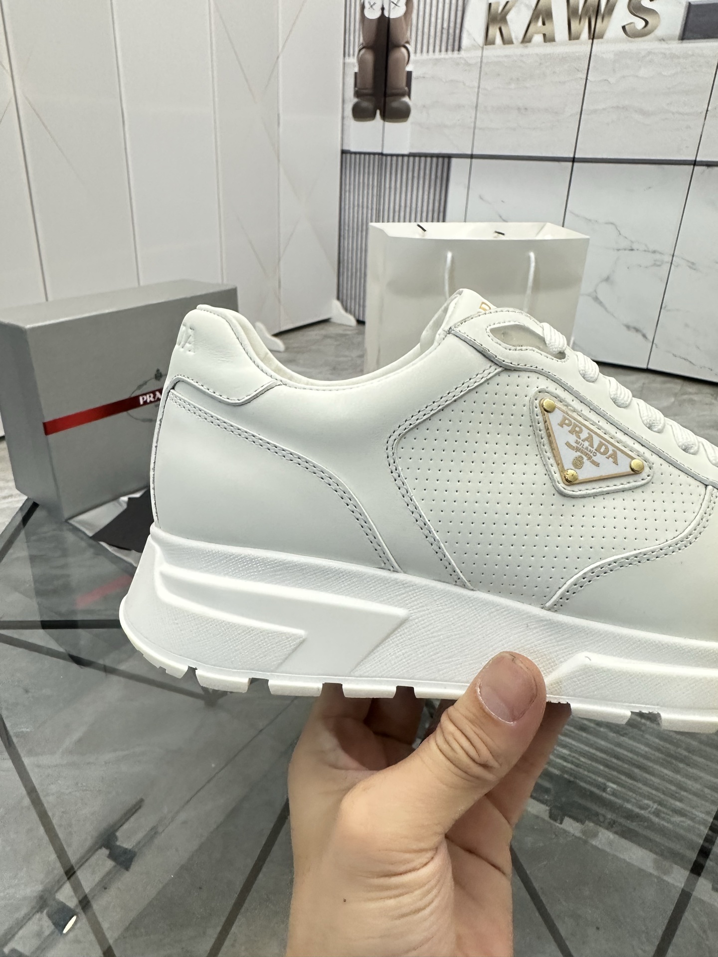 Precio de venta: P270 Artículos de alta gama y máxima calidadMarca: Prada *"Prada*" mocasines de cañ
