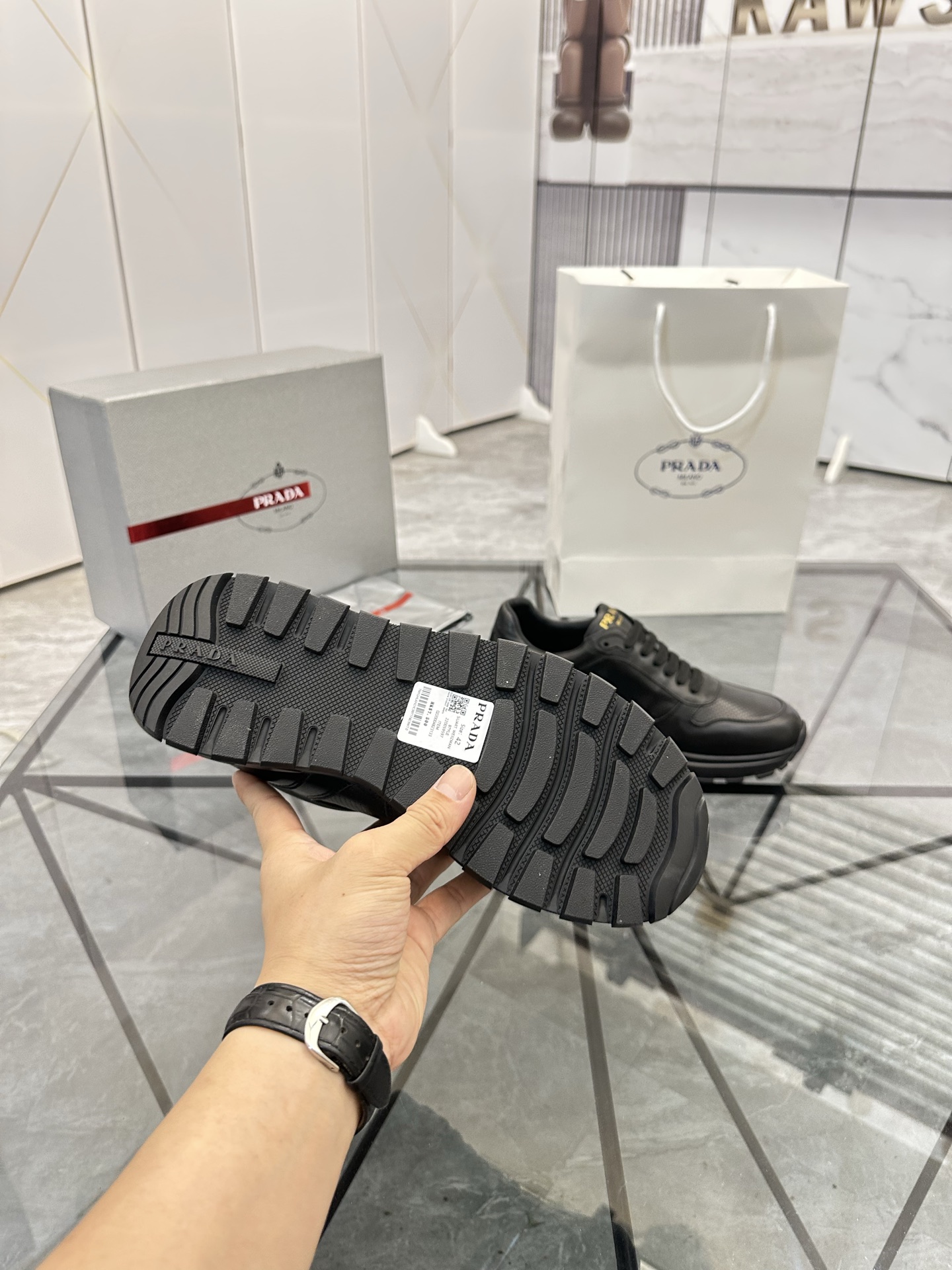 Precio de venta: P270 Artículos de alta gama y máxima calidadMarca: Prada *"Prada*" mocasines de cañ