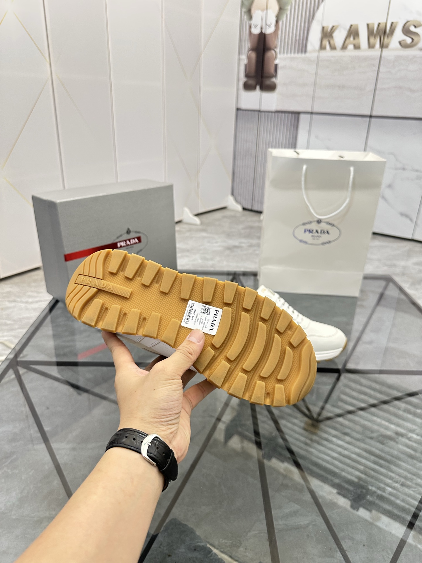 Precio de venta: P270 Artículos de alta gama y máxima calidadMarca: Prada *"Prada*" mocasines de cañ