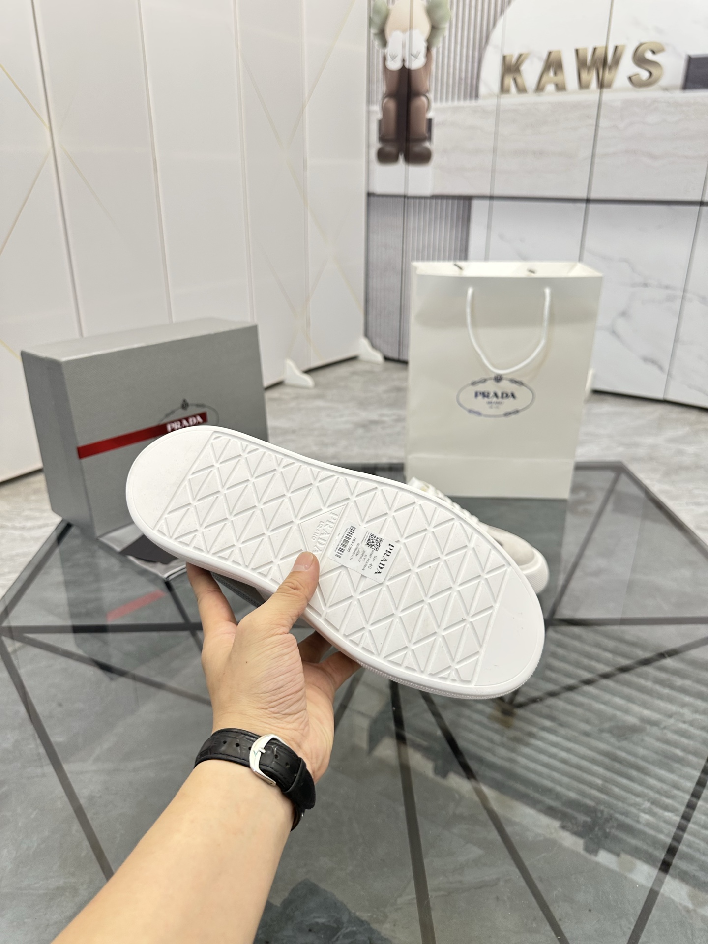 Precio de venta: P270 Artículos de alta gama y máxima calidadMarca: Prada *"Prada*" mocasines de cañ