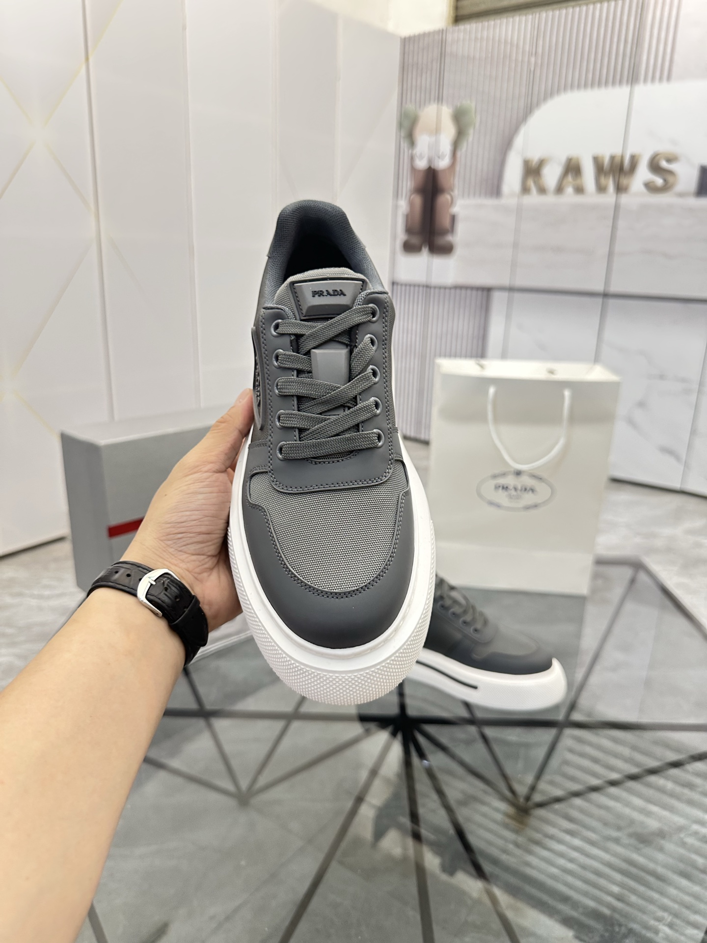 Precio de venta: P270 Calidad superior de gama altaMarca: Prada *"Prada*" mocasines de caña bajaTall
