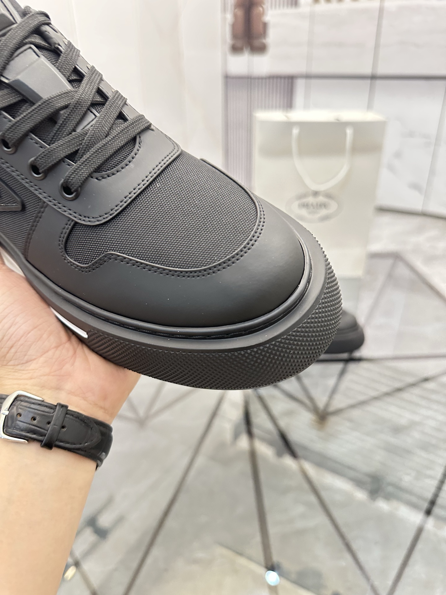 Precio de venta: P270 Calidad superior de gama altaMarca: Prada *"Prada*" mocasines de caña bajaTall