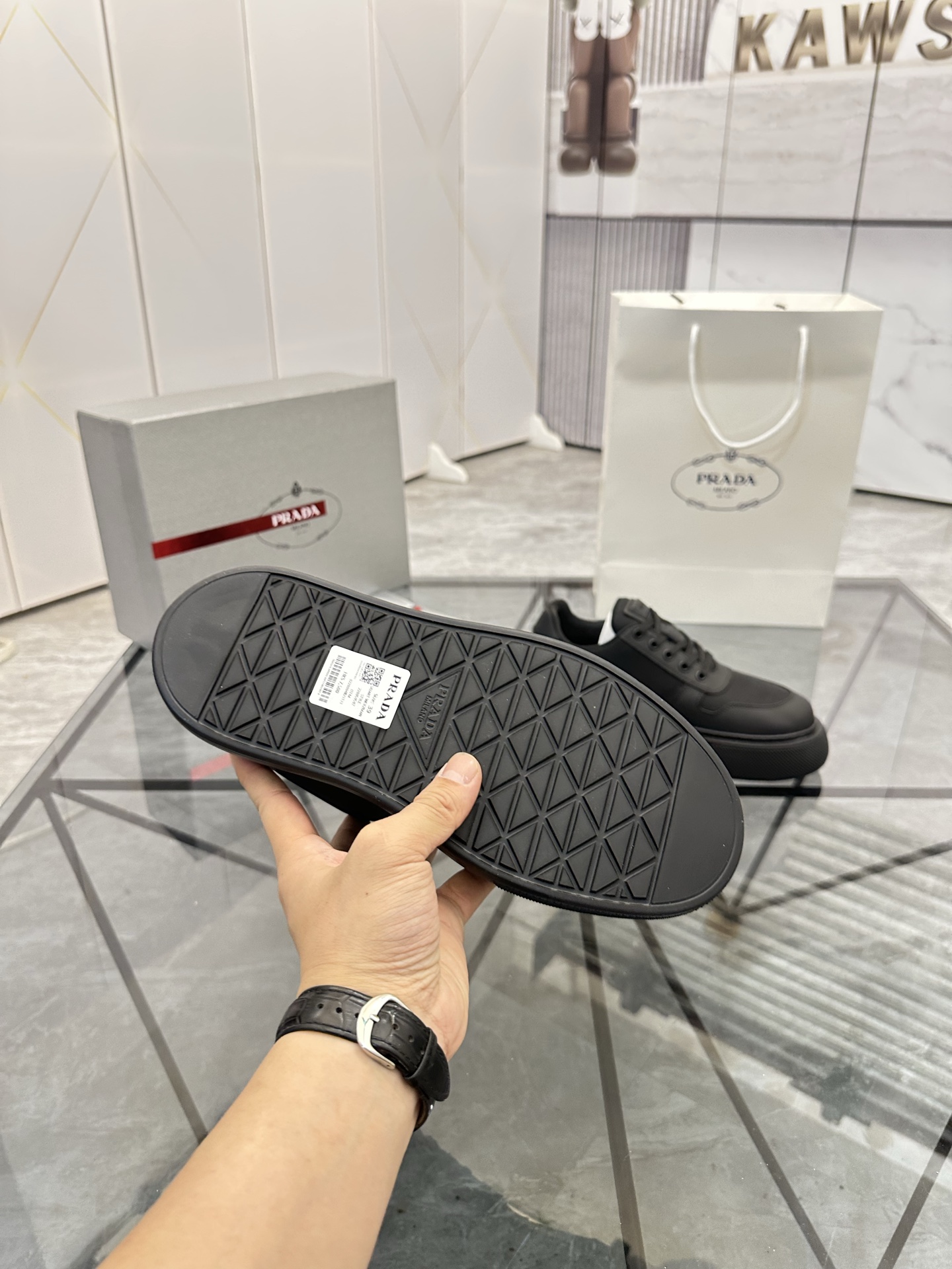 Precio de venta: P270 Calidad superior de gama altaMarca: Prada *"Prada*" mocasines de caña bajaTall