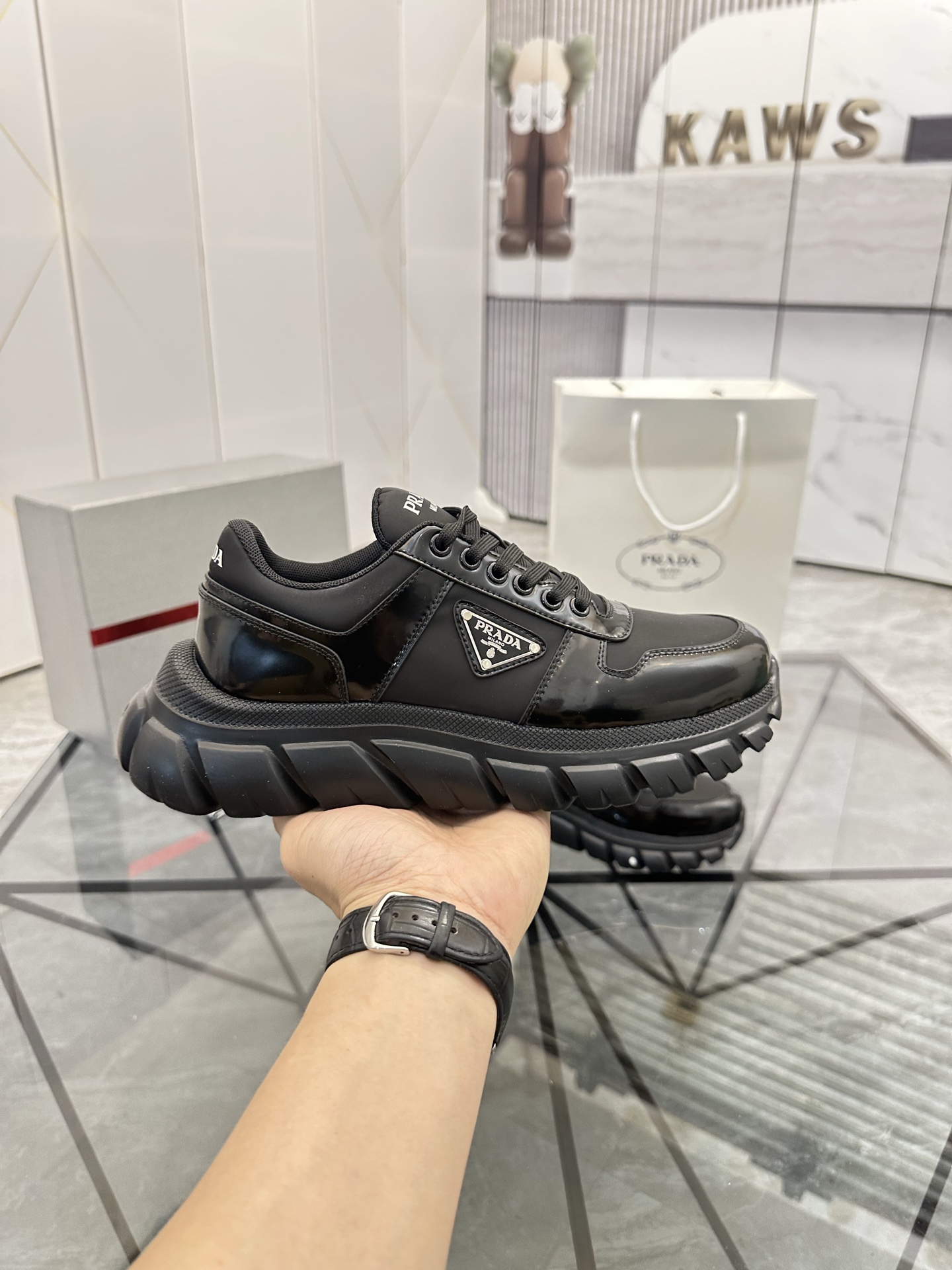 Precio de venta: P270 Calidad superior de gama altaMarca: Prada *"Prada*" mocasines de caña bajaTall