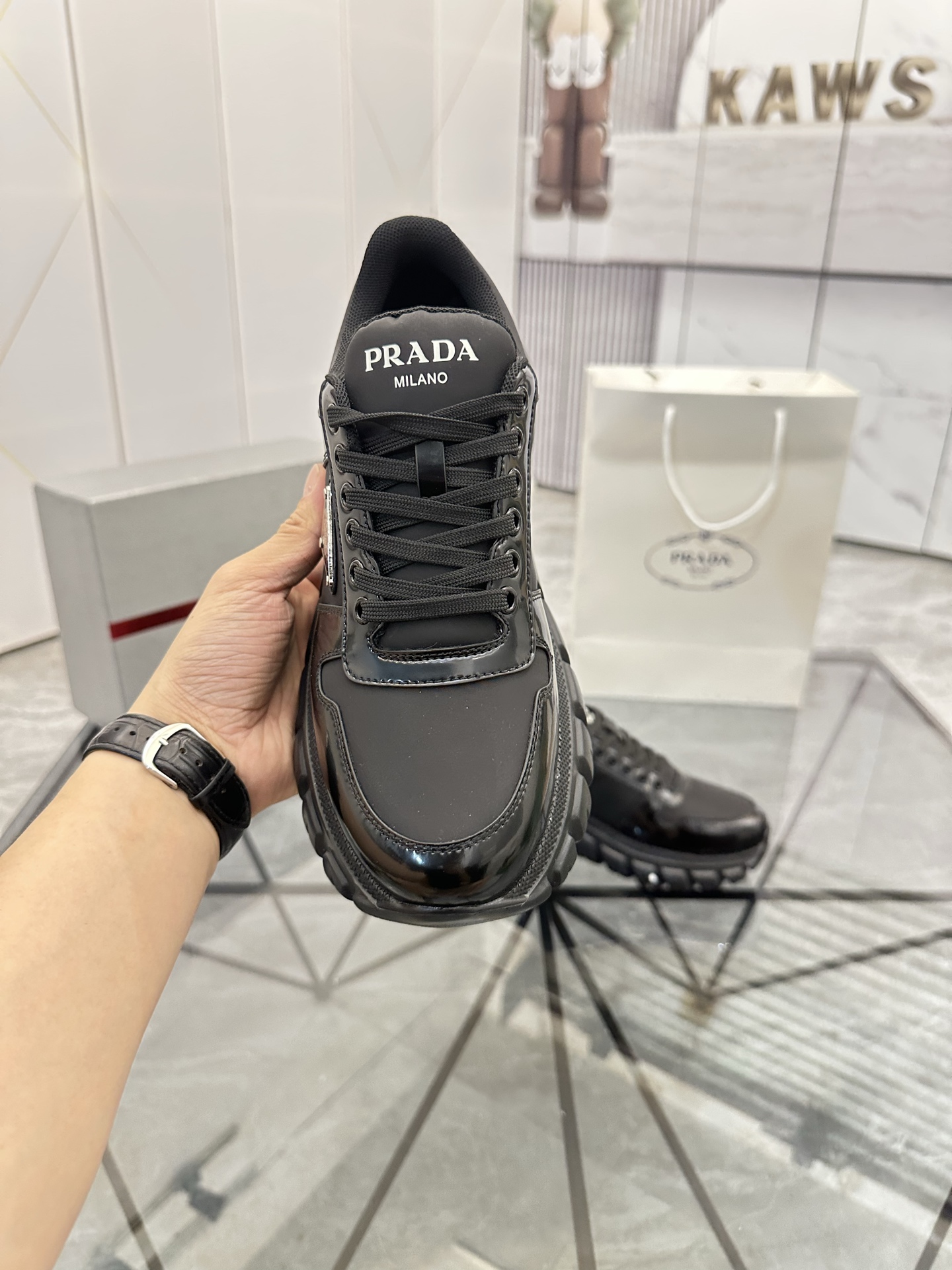Precio de venta: P270 Calidad superior de gama altaMarca: Prada *"Prada*" mocasines de caña bajaTall