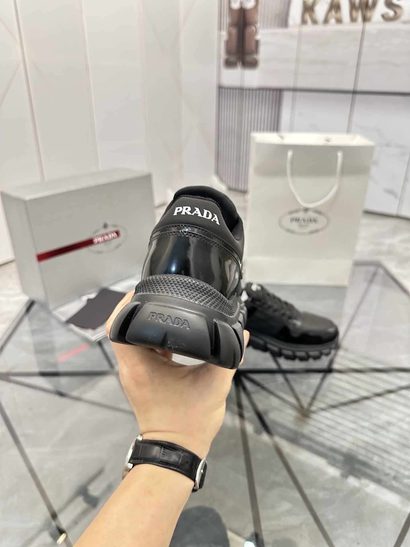 Precio de venta: P270 Calidad superior de gama altaMarca: Prada *"Prada*" mocasines de caña bajaTall