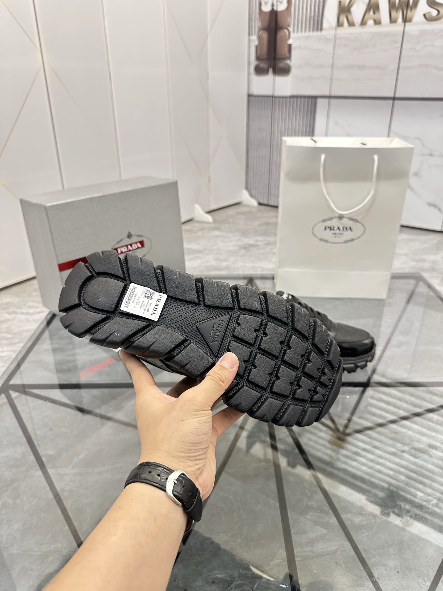 Precio de venta: P270 Calidad superior de gama altaMarca: Prada *"Prada*" mocasines de caña bajaTall