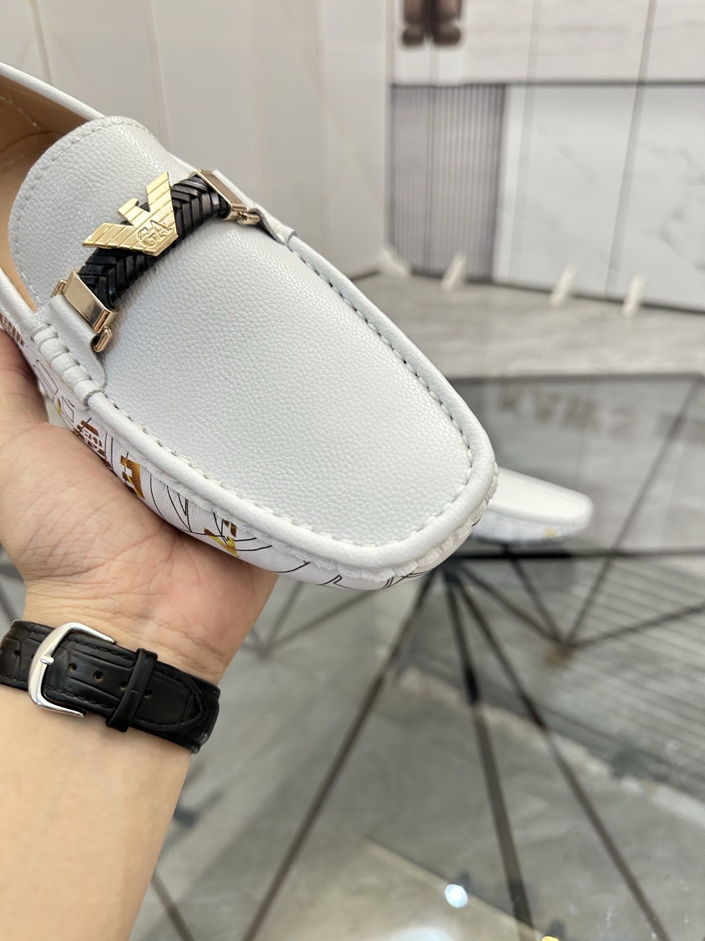 Precio de venta: P170 Marca: Armani* "Armani*" Zapatos de soja Talla: 38-44(45...) Material: Cuero d