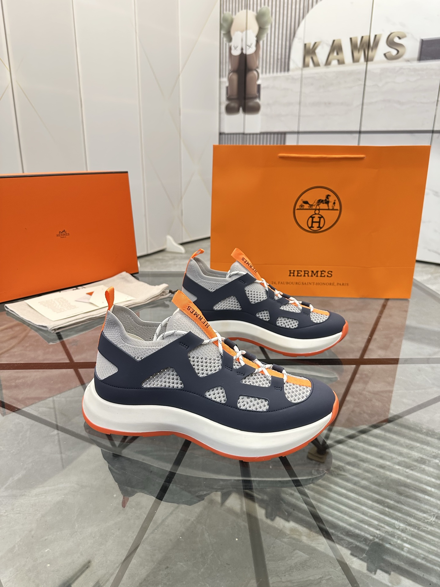 Precio de venta: P310 Bienes de gama alta, de alta calidadMarca: Hermes *"Hermes*" mocasines de caña