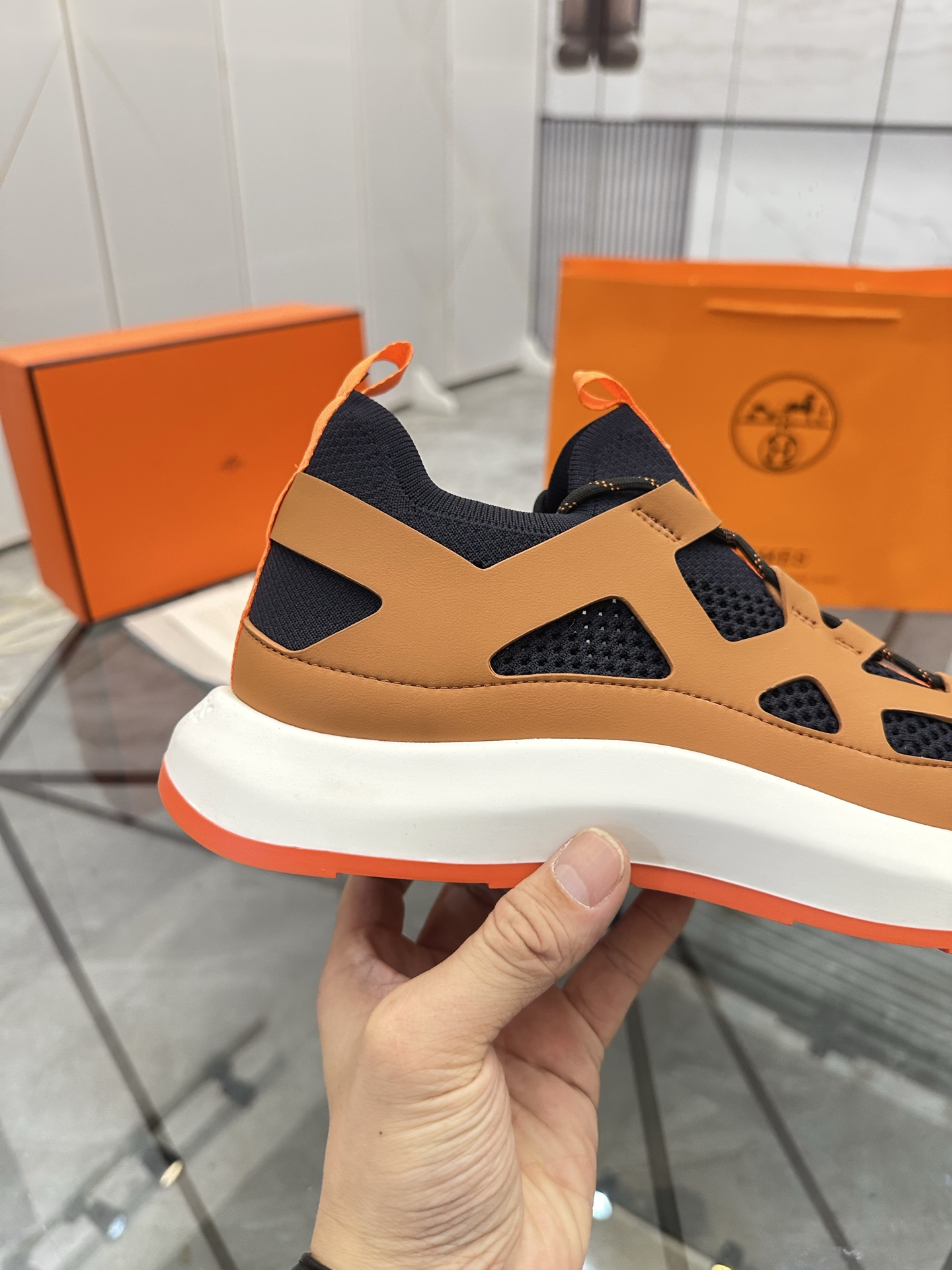 Precio de venta: P310 Bienes de gama alta, de alta calidadMarca: Hermes *"Hermes*" mocasines de caña