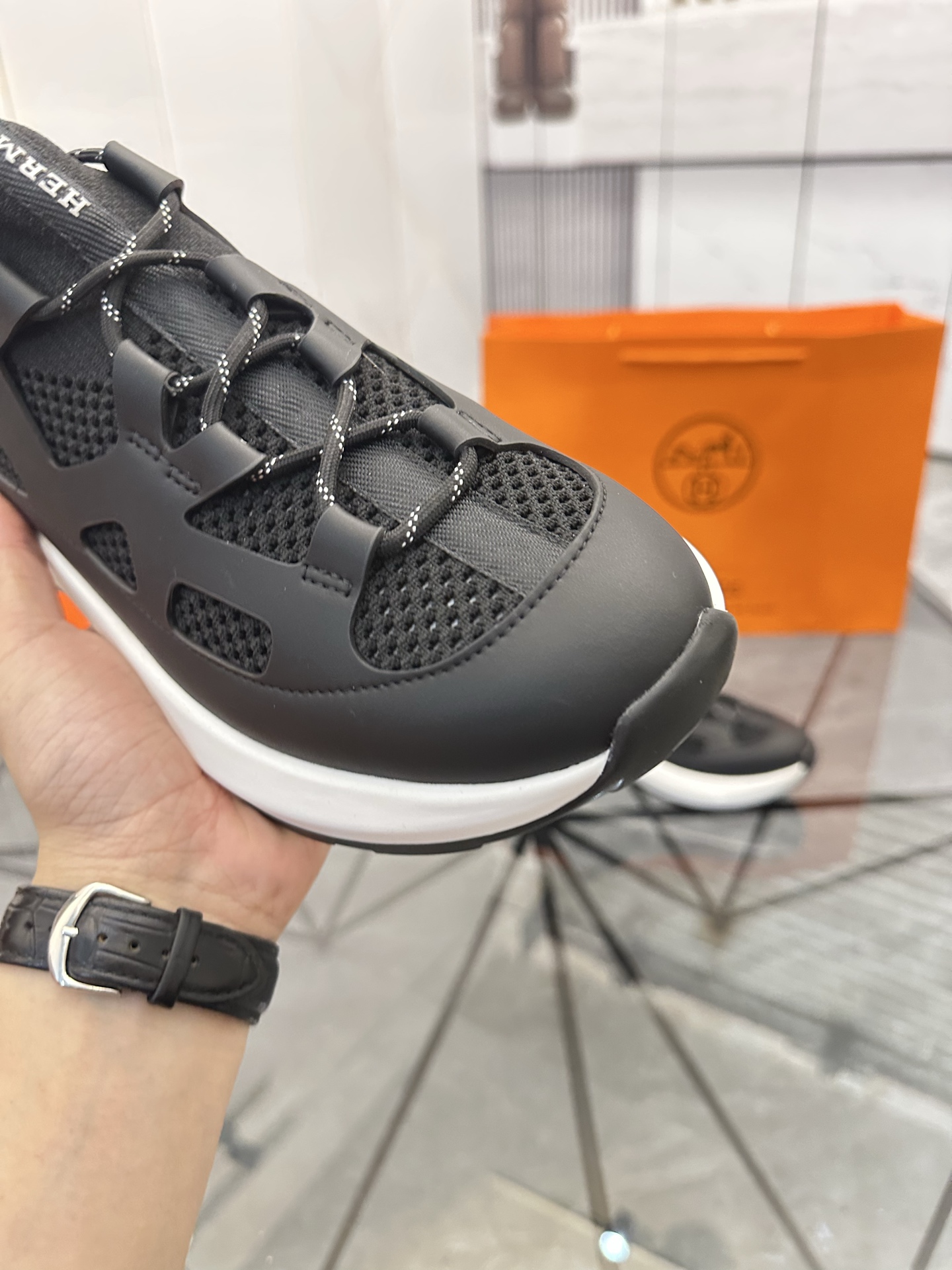 Precio de venta: P310 Bienes de gama alta, de alta calidadMarca: Hermes *"Hermes*" mocasines de caña