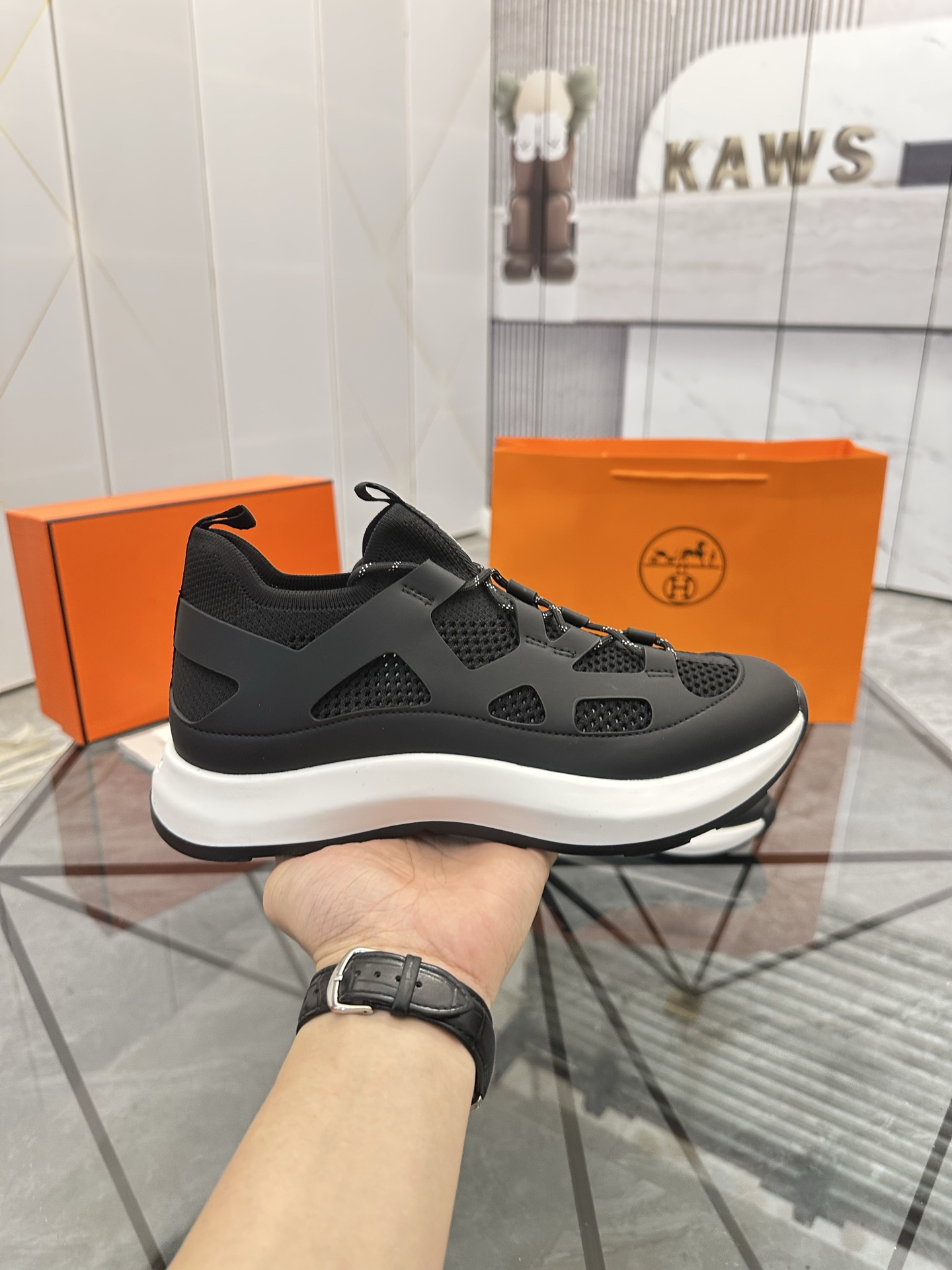 Precio de venta: P310 Bienes de gama alta, de alta calidadMarca: Hermes *"Hermes*" mocasines de caña