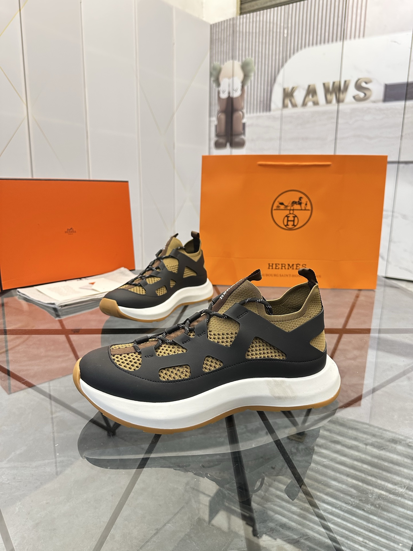 Precio de venta: P310 Bienes de gama alta, de alta calidadMarca: Hermes *