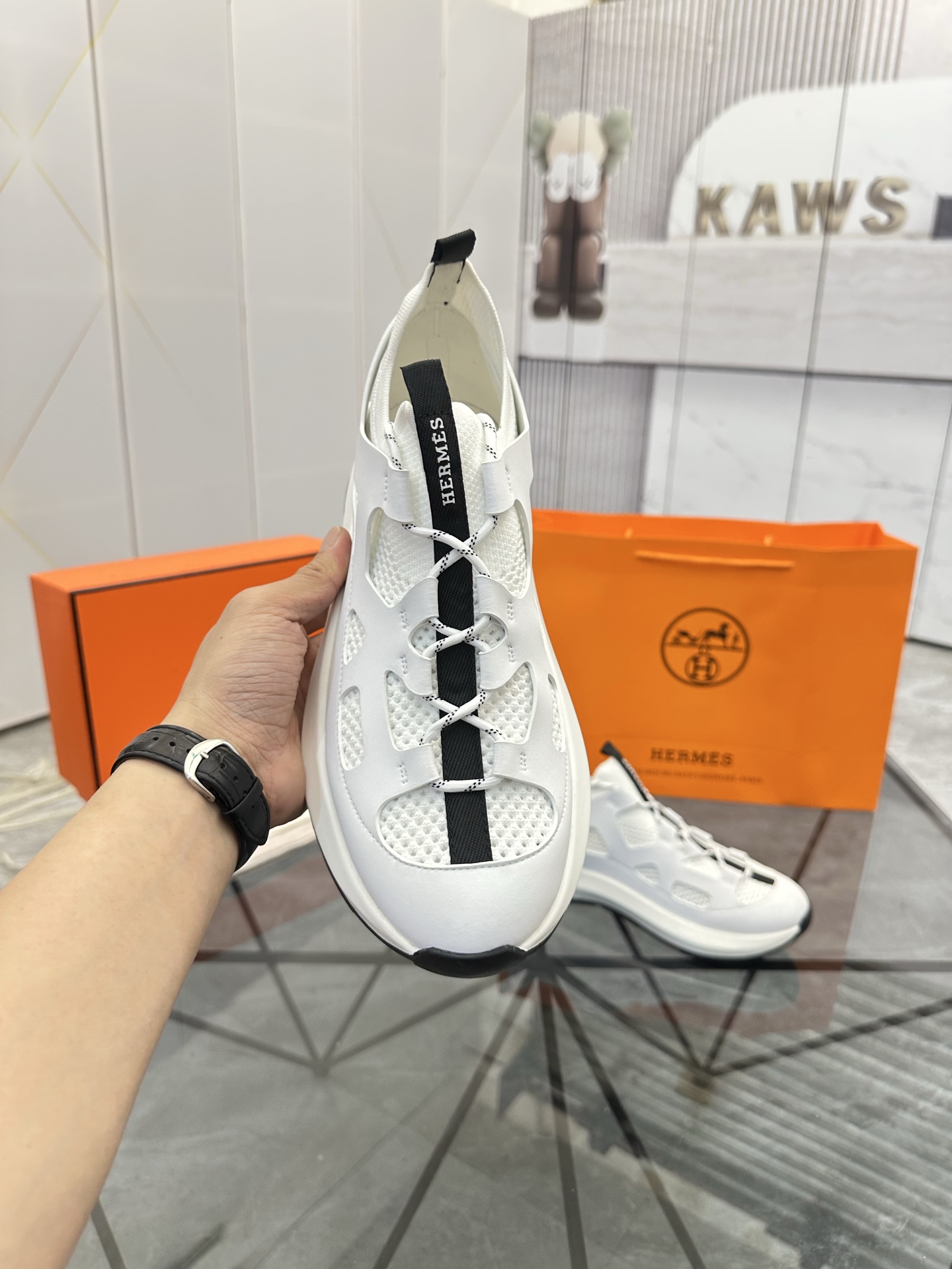 Precio de venta: P310 Bienes de gama alta, de alta calidadMarca: Hermes *"Hermes*" mocasines de caña