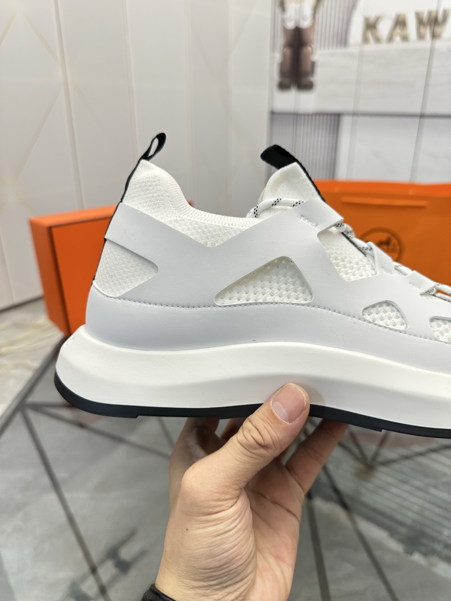 Precio de venta: P310 Bienes de gama alta, de alta calidadMarca: Hermes *"Hermes*" mocasines de caña