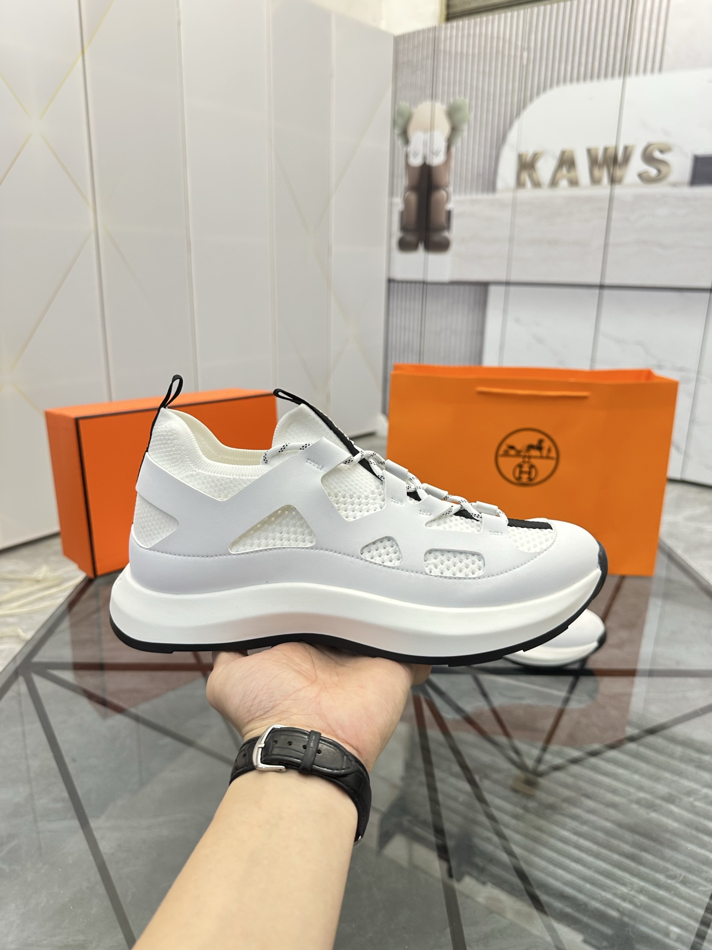 Precio de venta: P310 Bienes de gama alta, de alta calidadMarca: Hermes *"Hermes*" mocasines de caña