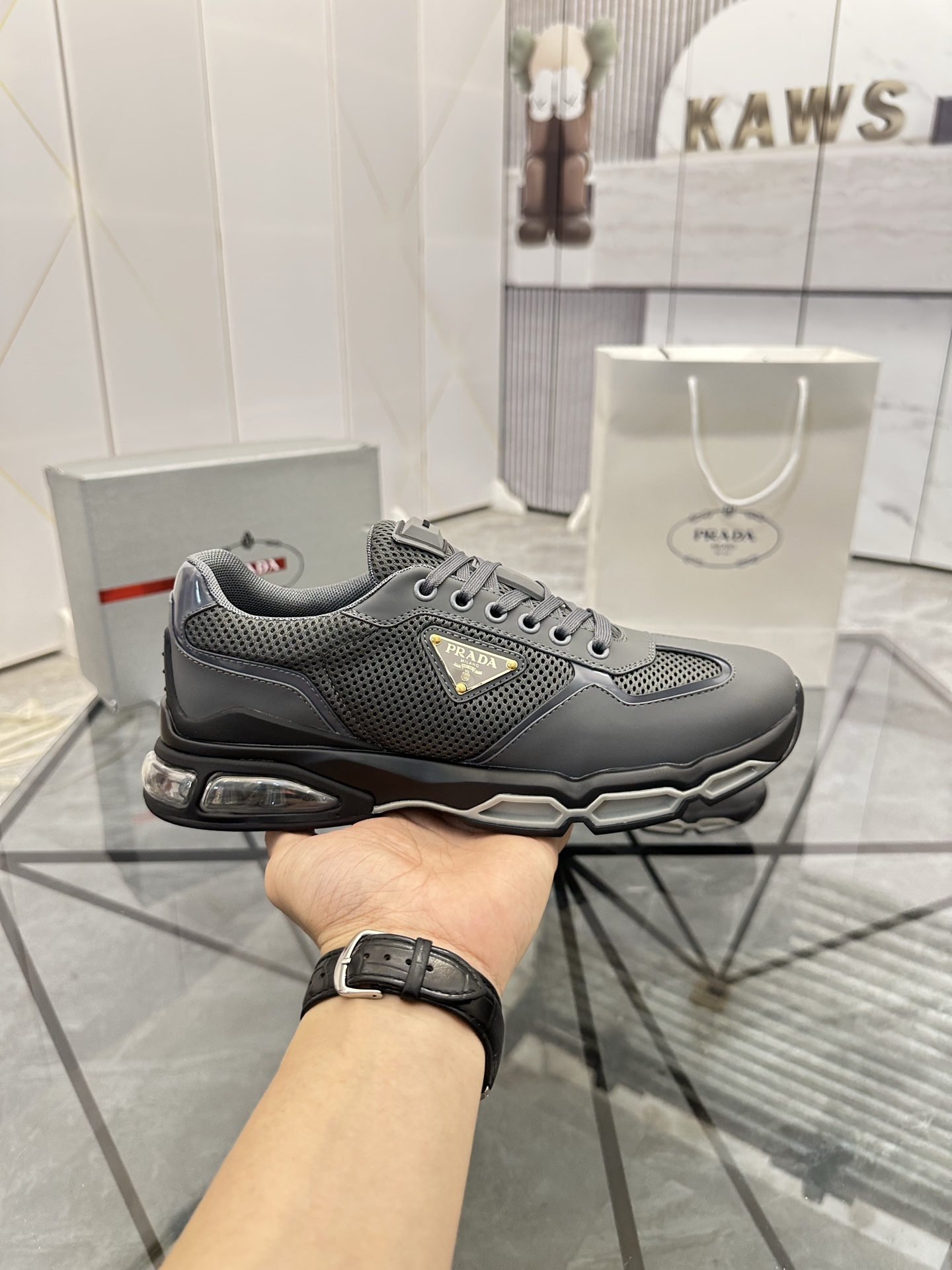Precio de venta: P310 Calidad superior de gama altaMarca: Prada *"Prada*" mocasines de caña bajaTall