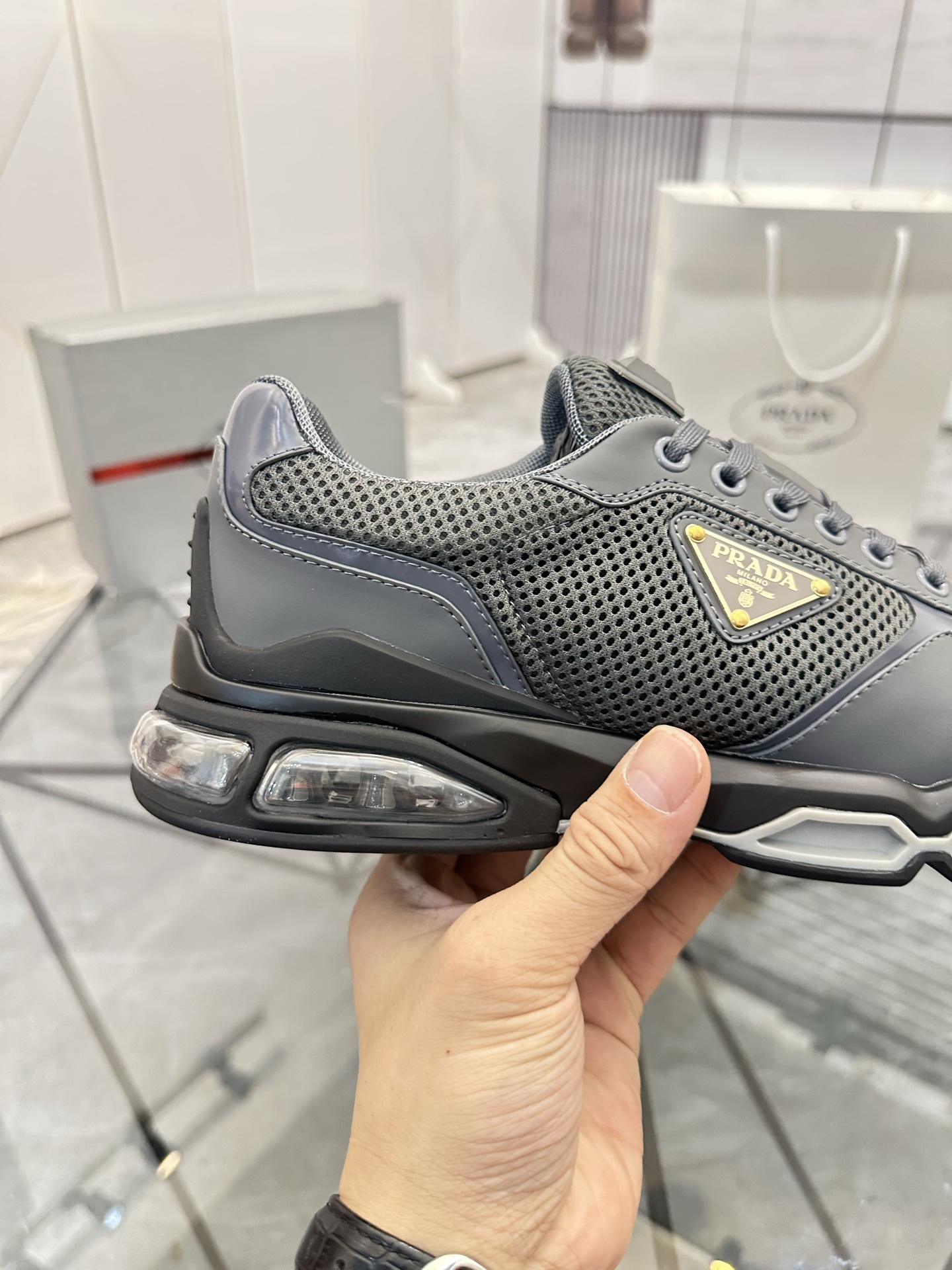 Precio de venta: P310 Calidad superior de gama altaMarca: Prada *"Prada*" mocasines de caña bajaTall