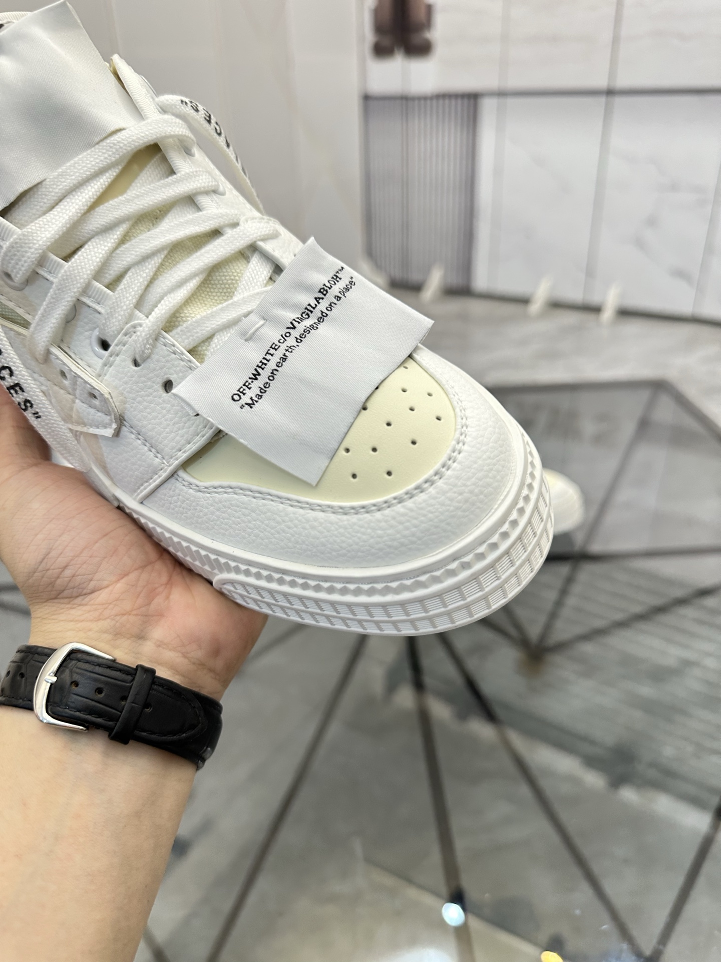 Precio de venta: P230 Mercancía de alta gama y calidad superiorMarca: OFF WHITE *"OFF WHITE*" mocasi