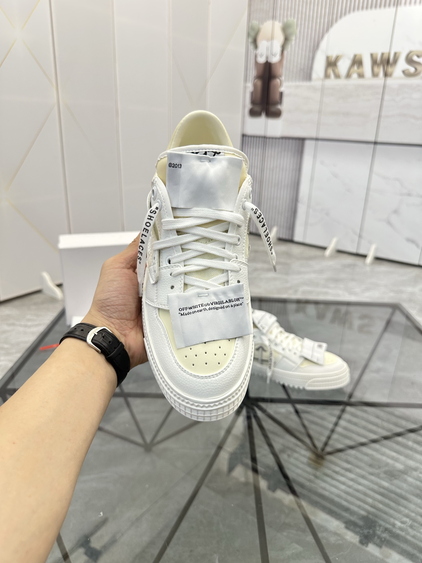 Precio de venta: P230 Mercancía de alta gama y calidad superiorMarca: OFF WHITE *"OFF WHITE*" mocasi