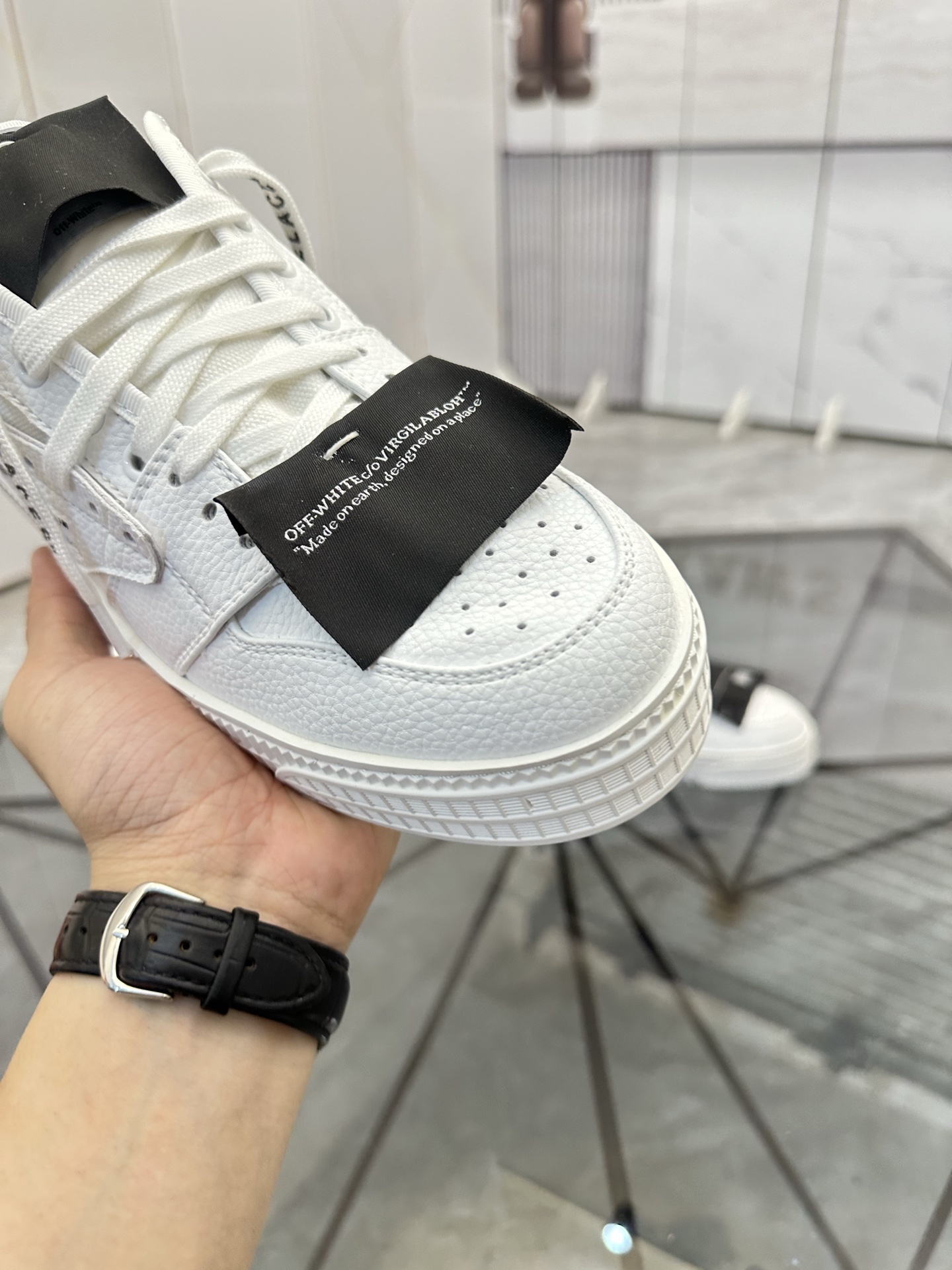 Precio de venta: P230 Mercancía de alta gama y calidad superiorMarca: OFF WHITE *"OFF WHITE*" mocasi