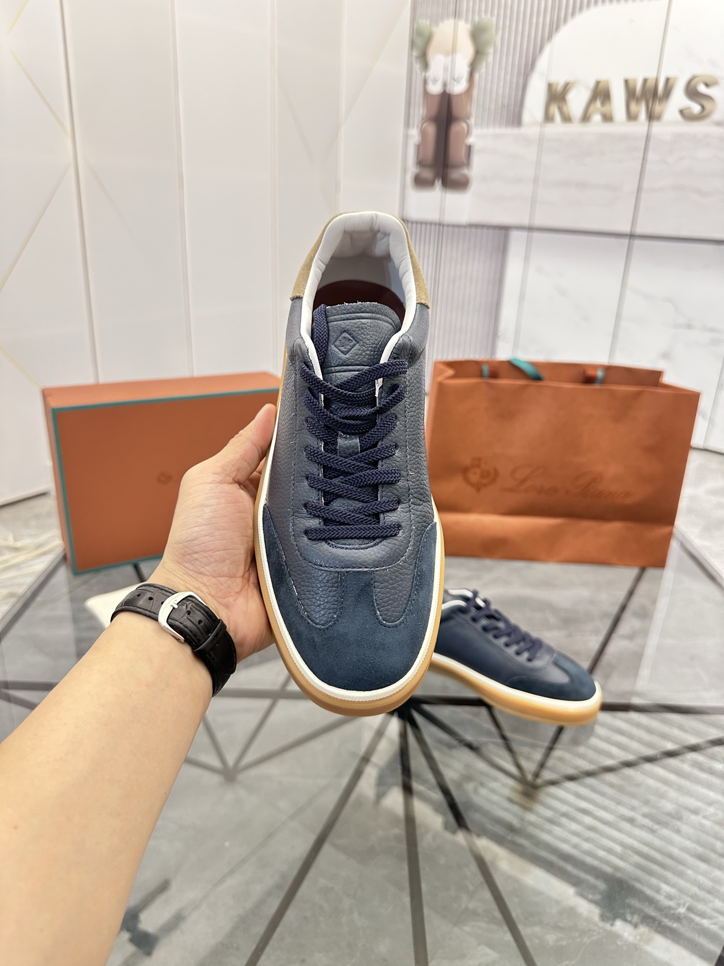 Precio de venta: P240 Calidad superiorMarca: LP* "Nuoyu Pia*" lowtop casual shoesTalla: 38-44 (se pu