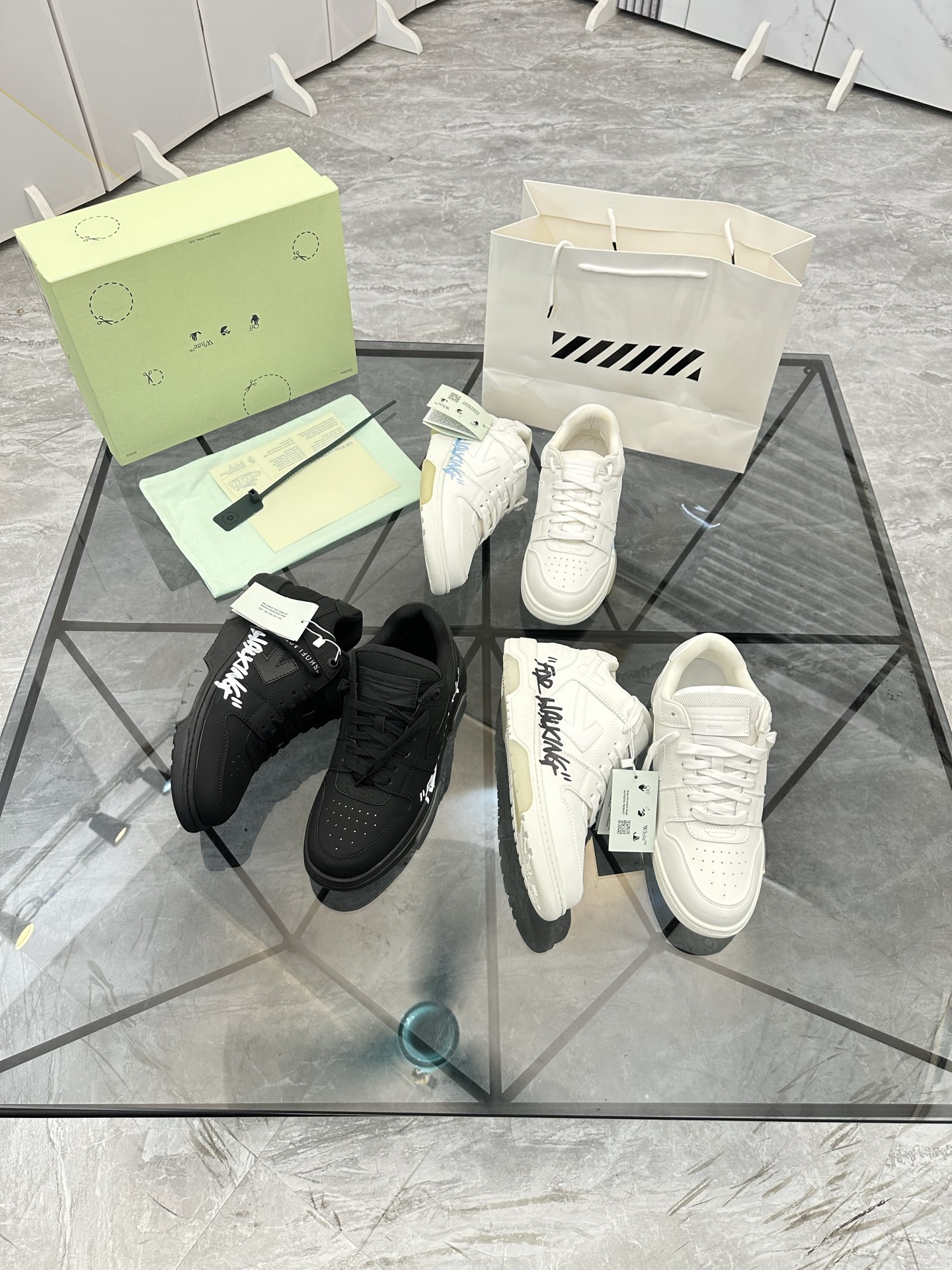 Precio de venta: P280 Calidad superior de gama alta (hebilla de cuero) Marca comercial: OFF WHITE *"