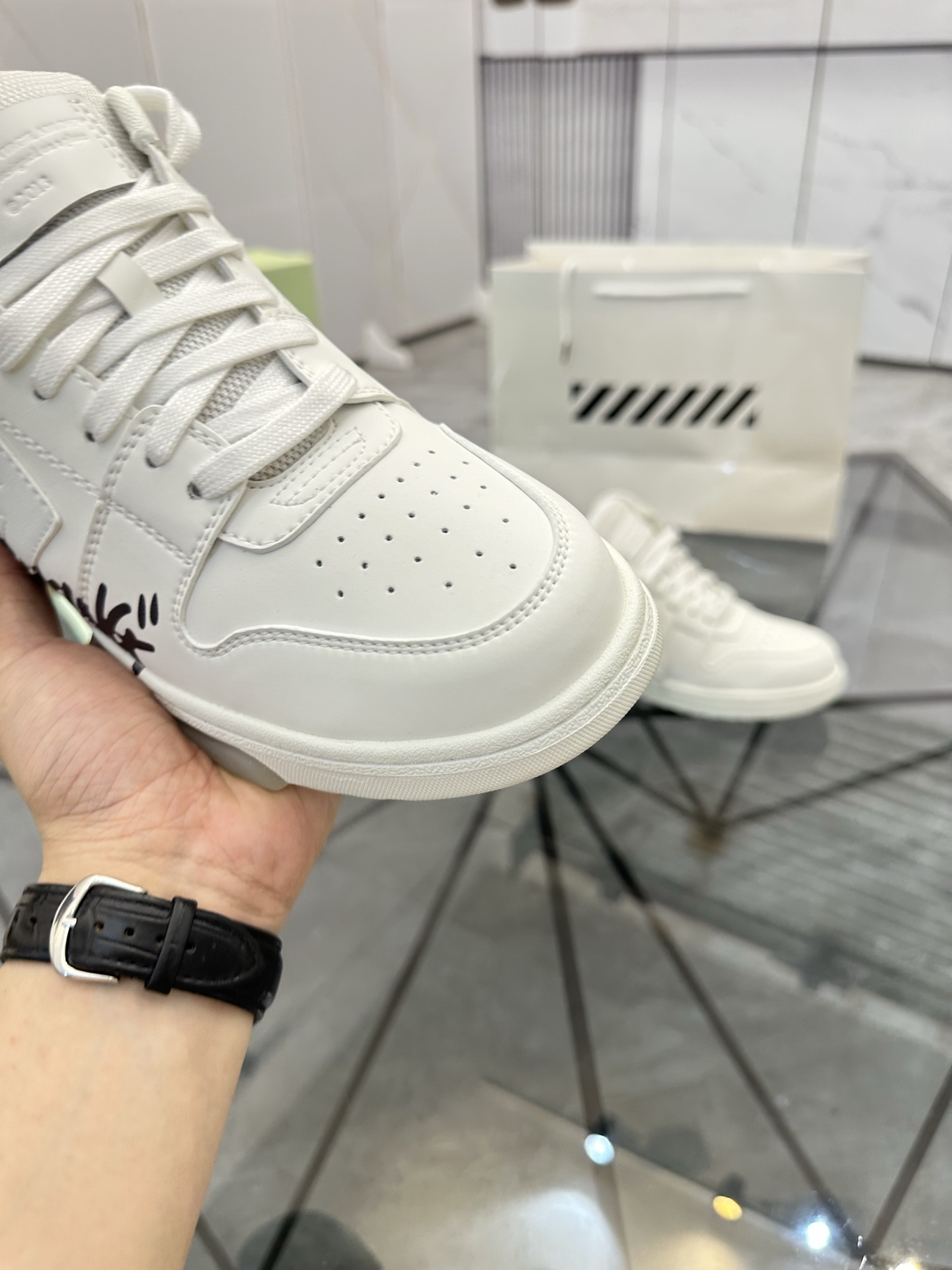Precio de venta: P280 Calidad superior de gama alta (hebilla de cuero) Marca comercial: OFF WHITE *"