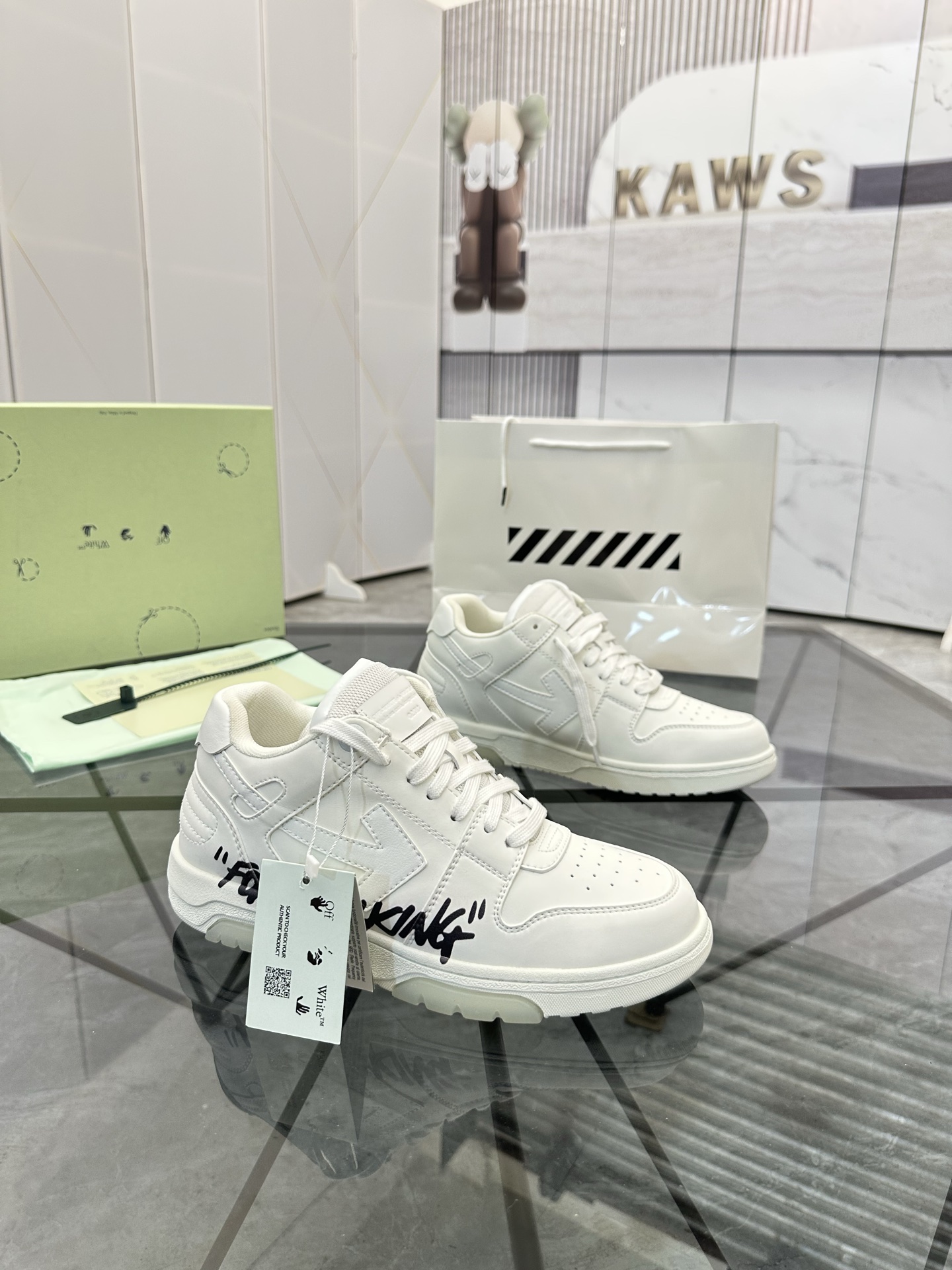 Precio de venta: P280 Calidad superior de gama alta (hebilla de cuero) Marca comercial: OFF WHITE *"