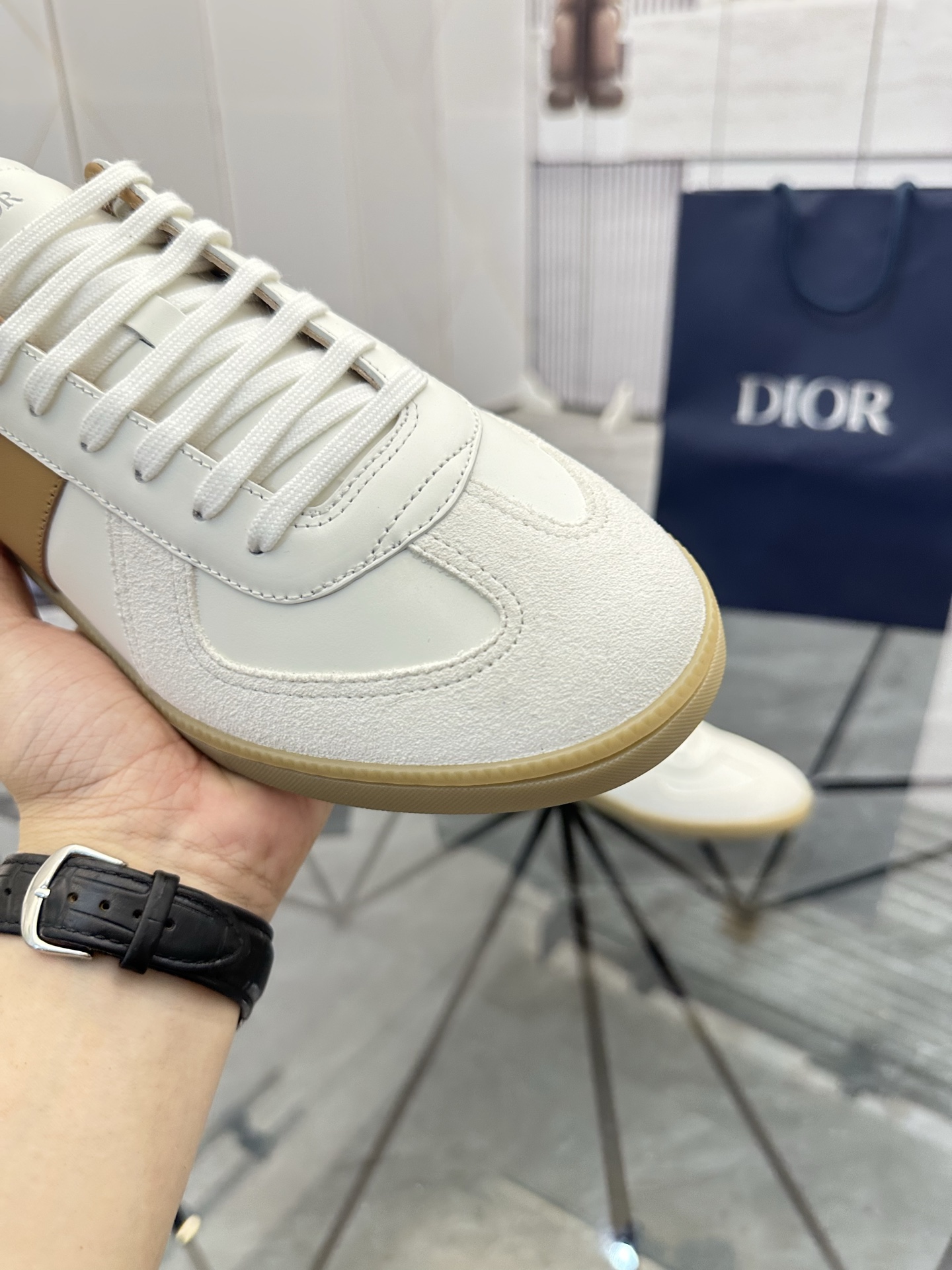 Precio de venta: P280 Artículos de gama alta y de gran calidadMarca: Mocasines bajos Dior *"Dior*"Ta