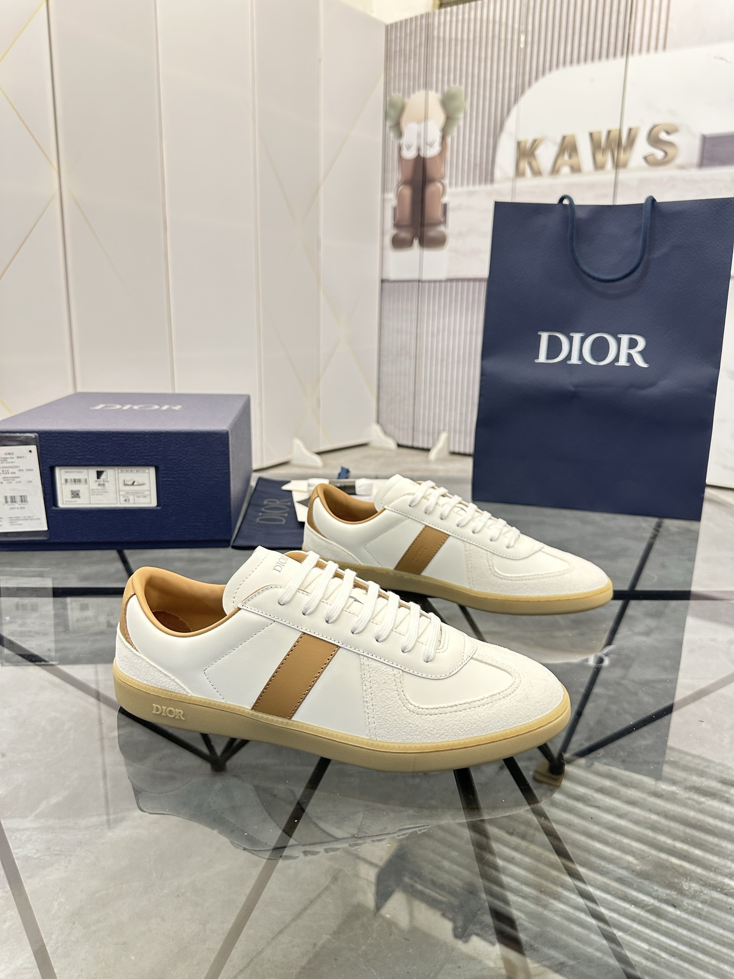 Precio de venta: P280 Artículos de gama alta y de gran calidadMarca: Mocasines bajos Dior *"Dior*"Ta