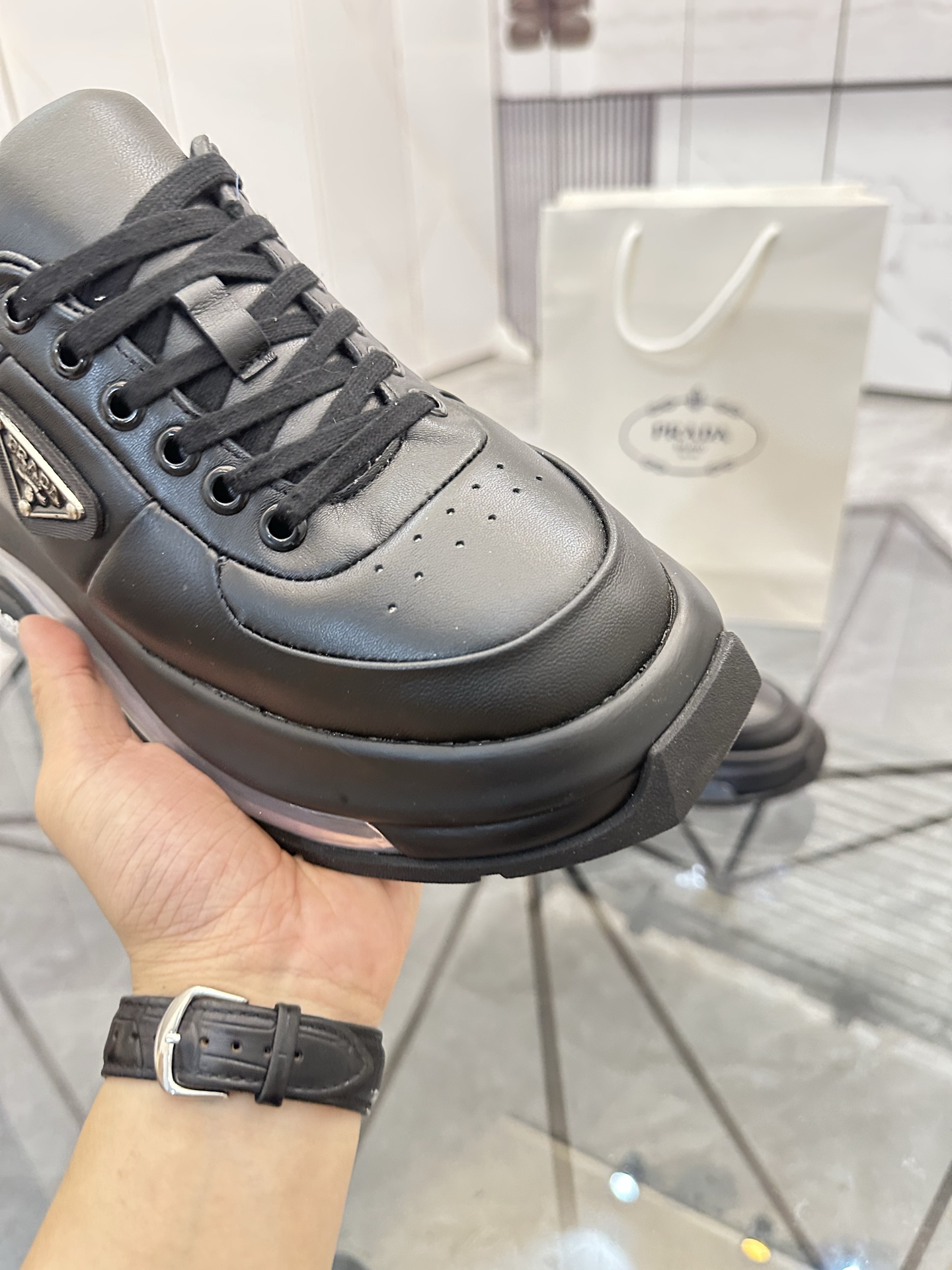 Precio de venta: P280 Marca comercial: Prada* mocasines de caña bajaTalla: 38-45(se puede personaliz