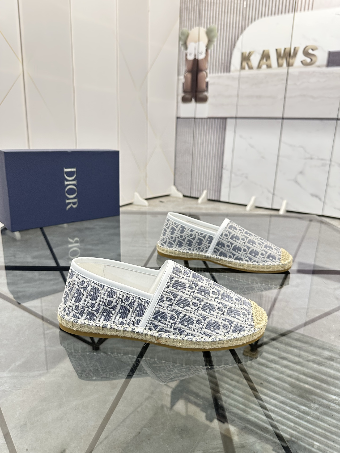 Precio de venta: P170 Marca: Dior* "Dior*" Low-top Fisherman's ShoesTalla: 38-44(se puede personaliz