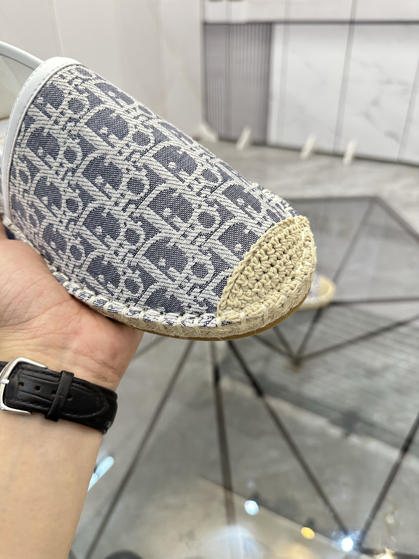 Precio de venta: P170 Marca: Dior* "Dior*" Low-top Fisherman's ShoesTalla: 38-44(se puede personaliz