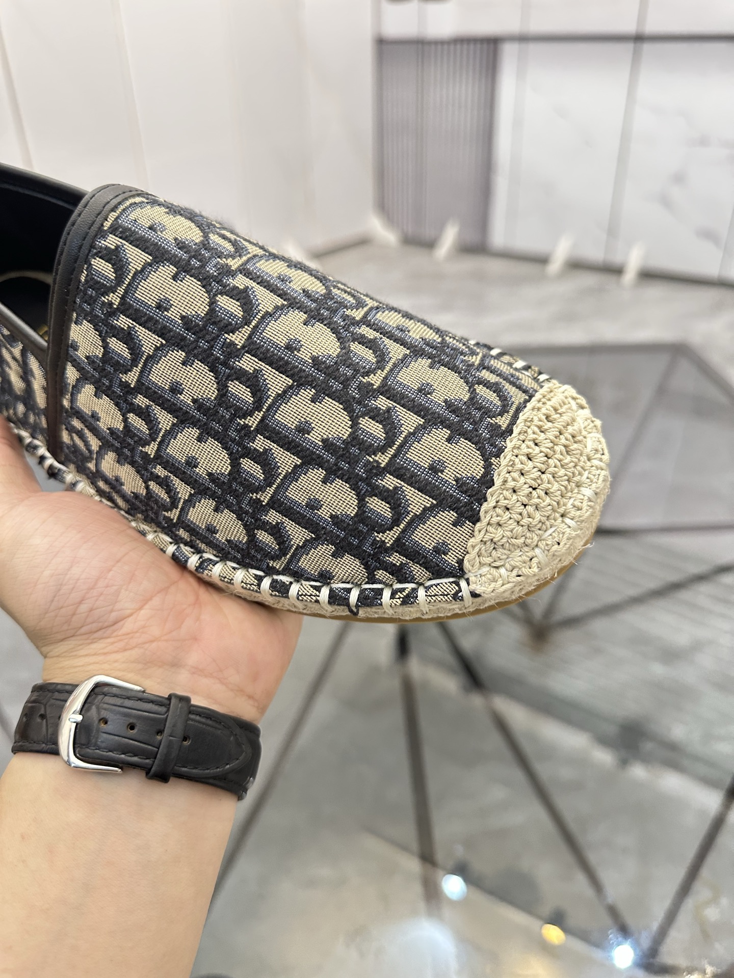 Precio de venta: P170 Marca: Dior* "Dior*" Low-top Fisherman's ShoesTalla: 38-44(se puede personaliz