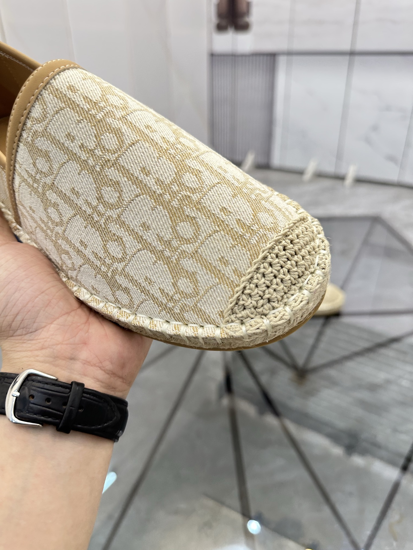 Precio de venta: P170 Marca: Dior* "Dior*" Low-top Fisherman's ShoesTalla: 38-44(se puede personaliz
